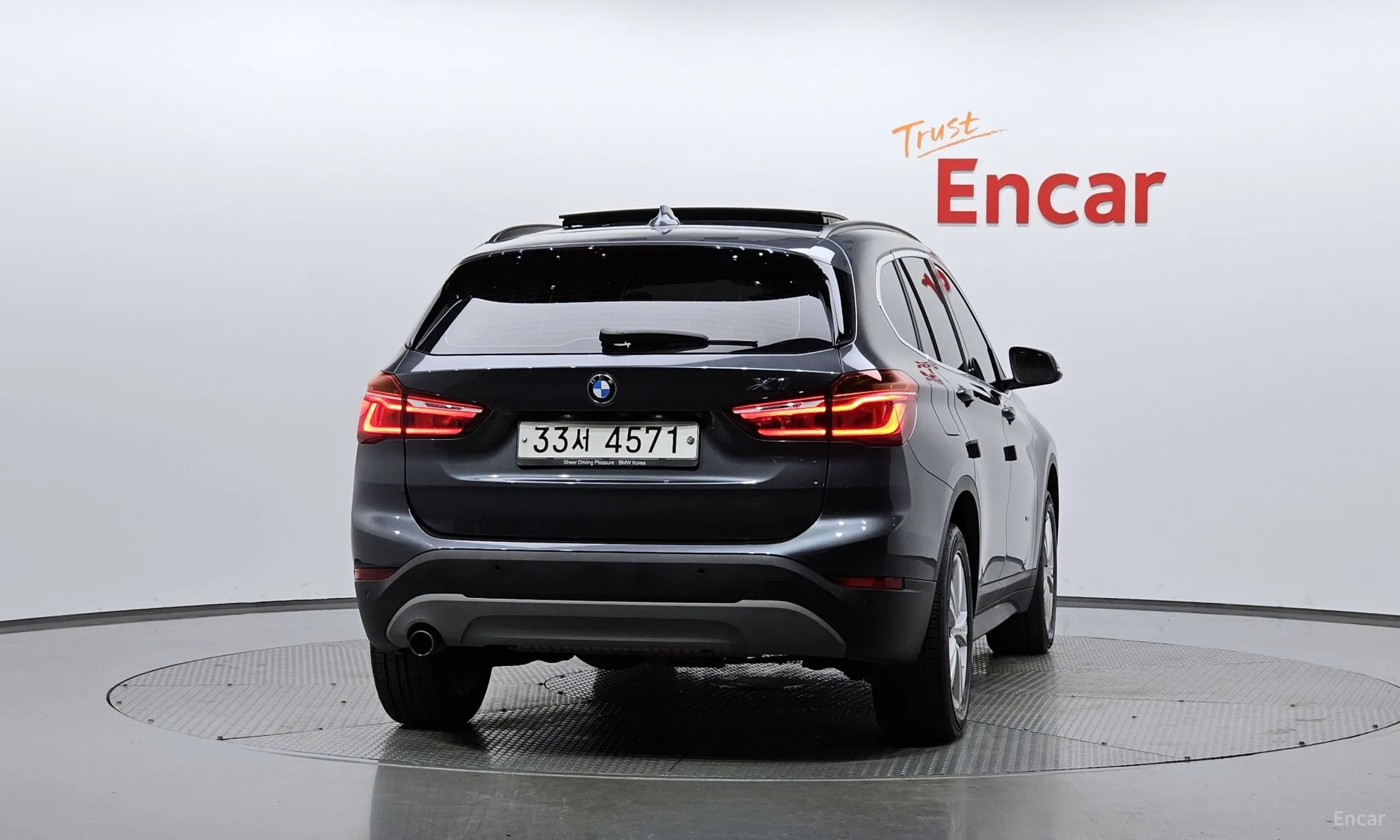 BMW X1 (F48) превью 3