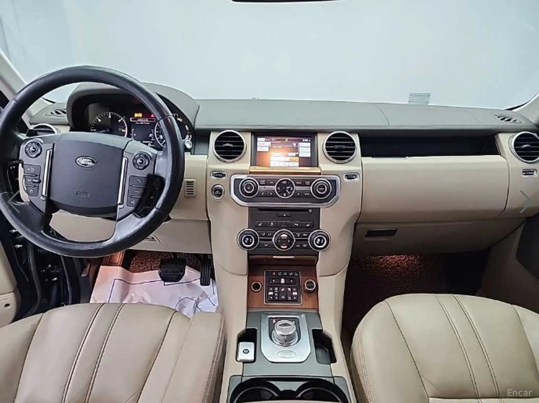 Land Rover Discovery 4 превью 4