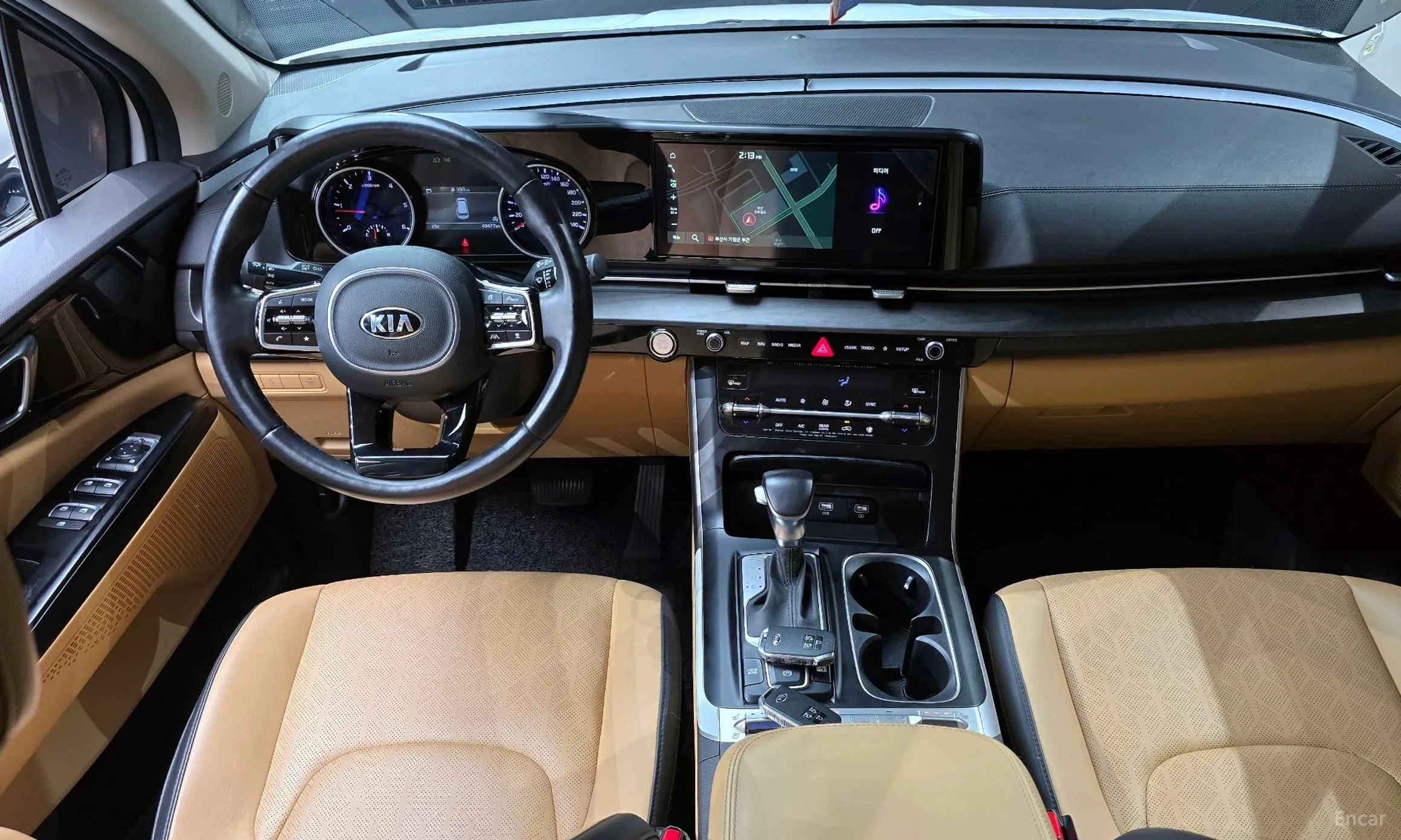 Kia Carnival Gen 4 превью 4