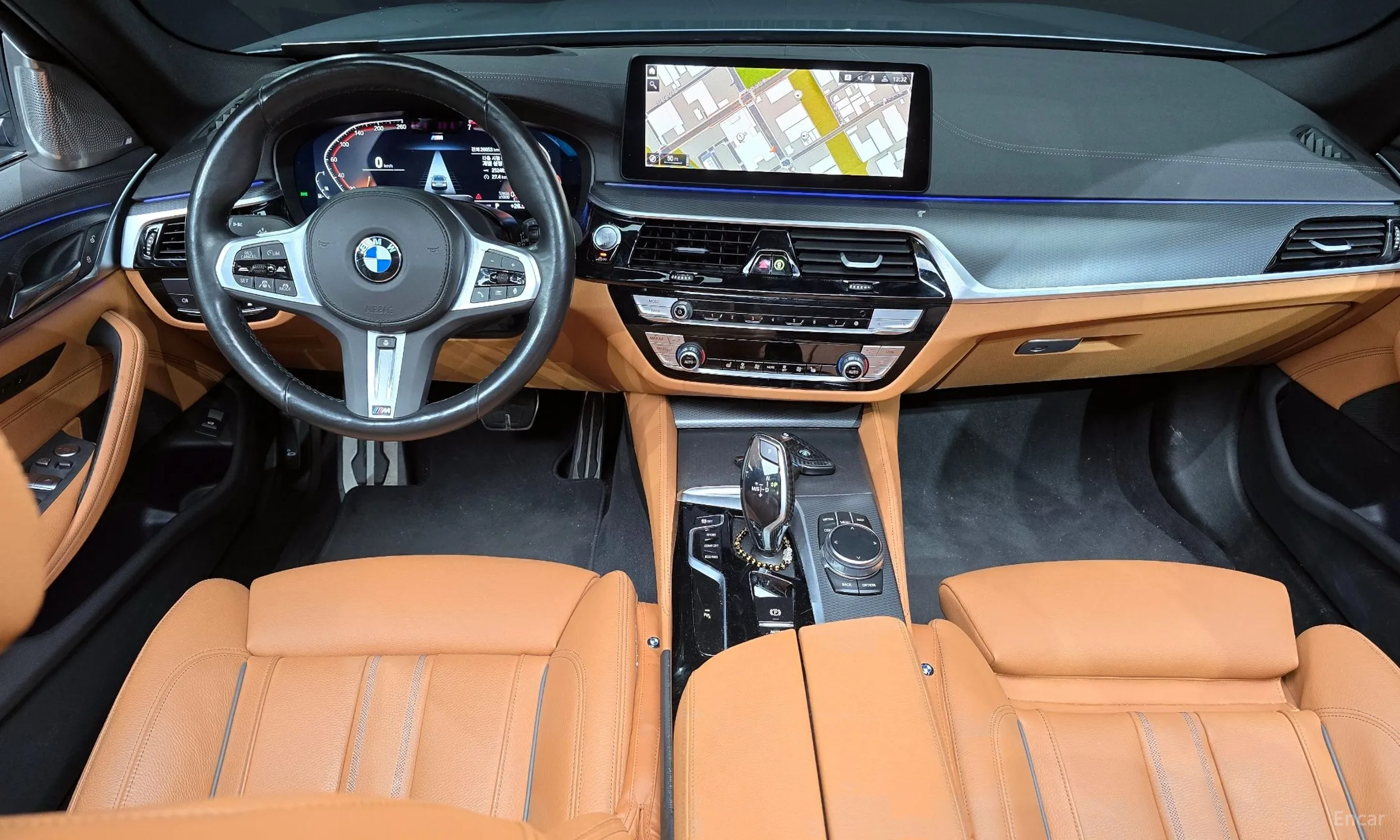 BMW 5 Series (G30) превью 4