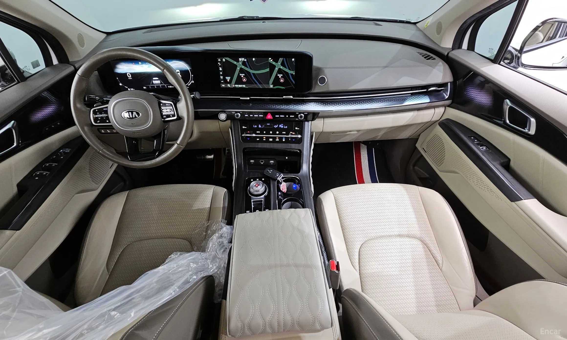 Kia Carnival Gen 4 превью 4