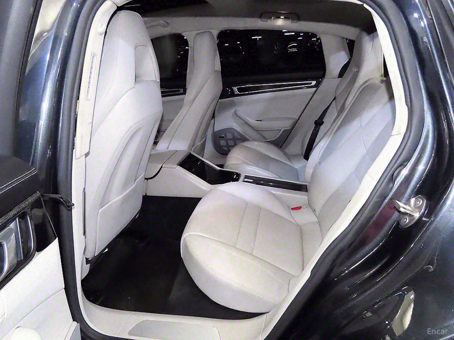 Porsche Panamera (971) превью 4