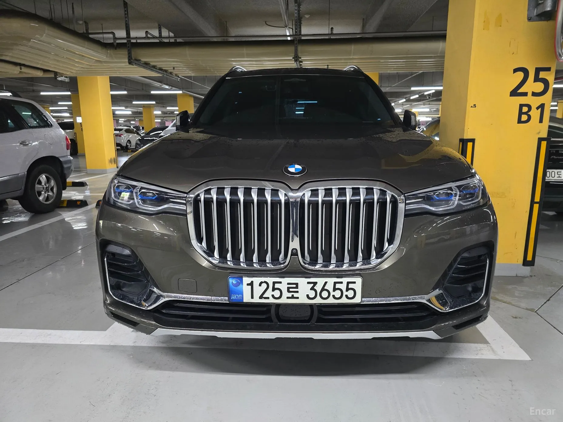 BMW X7 (G07)