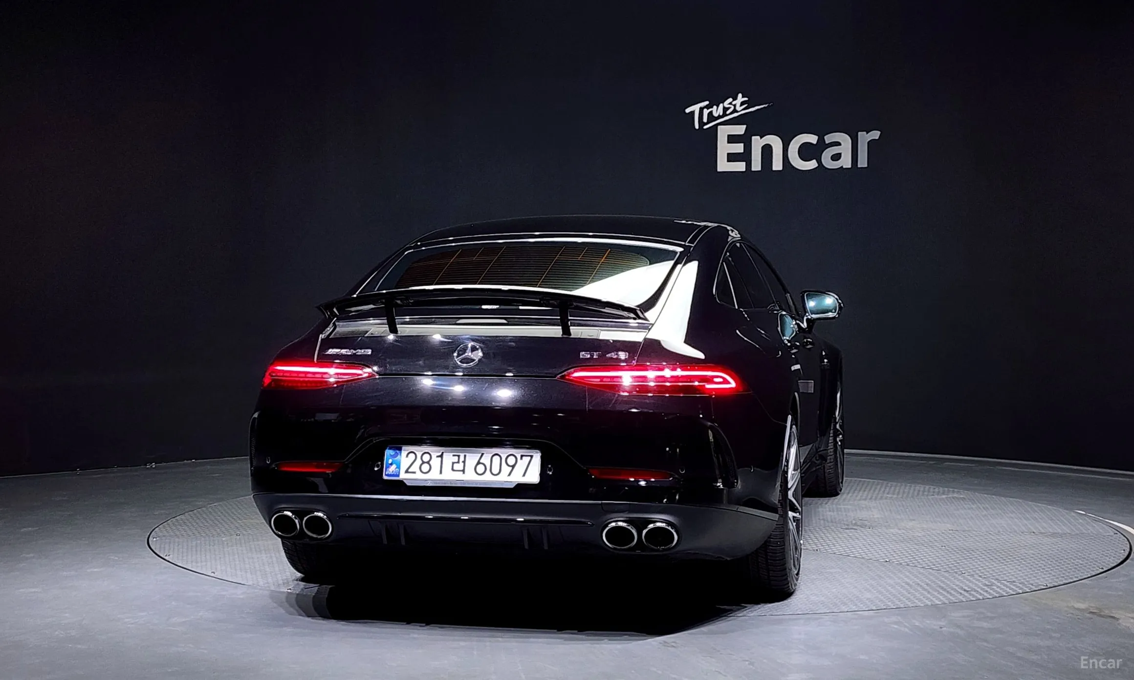 Mercedes Benz AMG GT превью 3