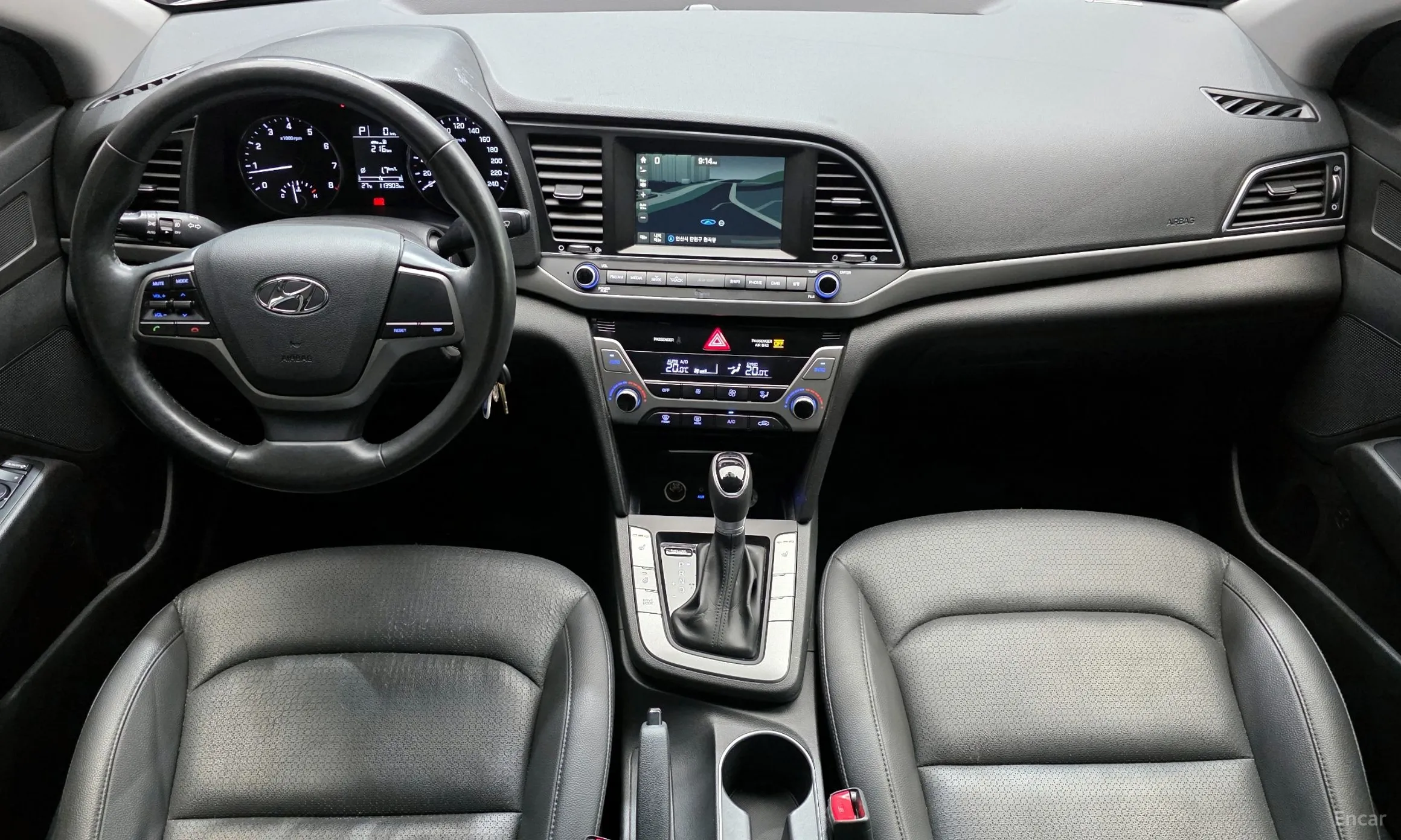 Hyundai Avante AD превью 4