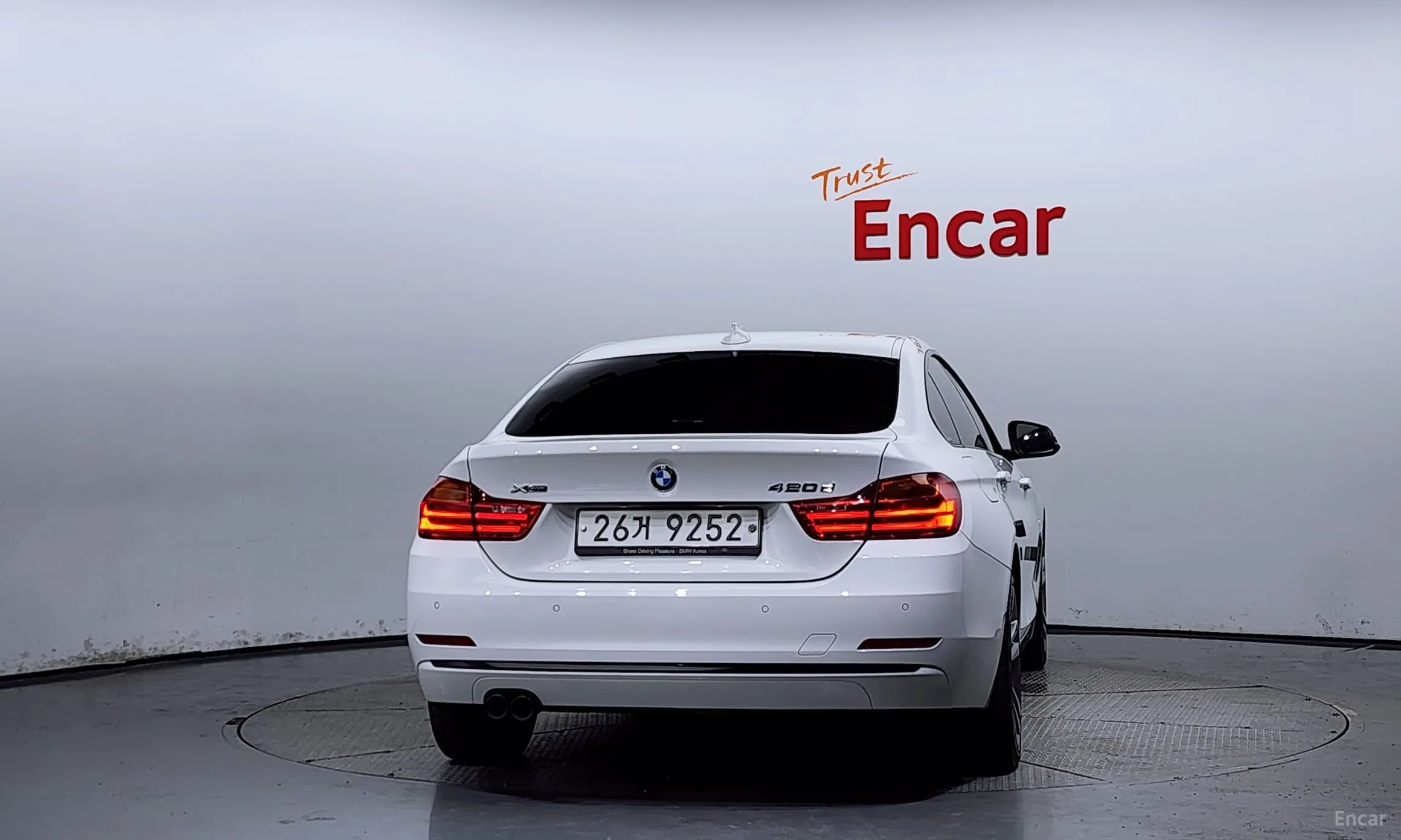 BMW Series 4 (F32) превью 3