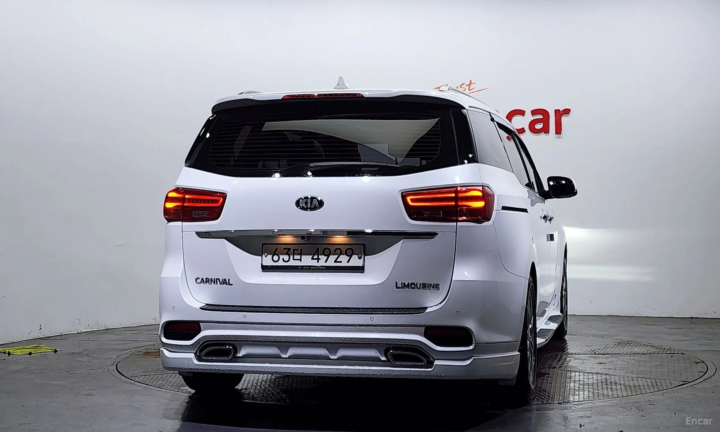 Kia Carnival превью 3