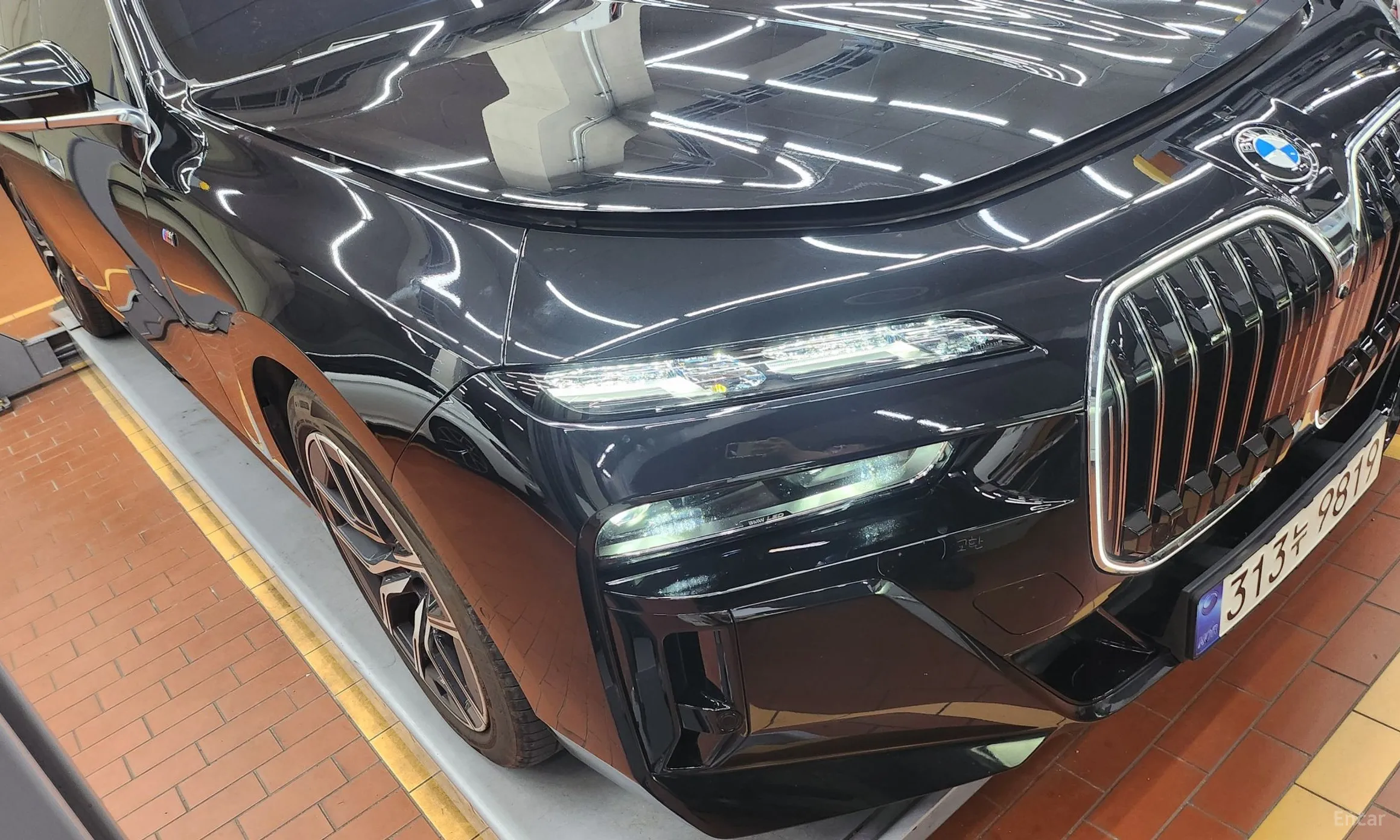 BMW 7 Series (G70)