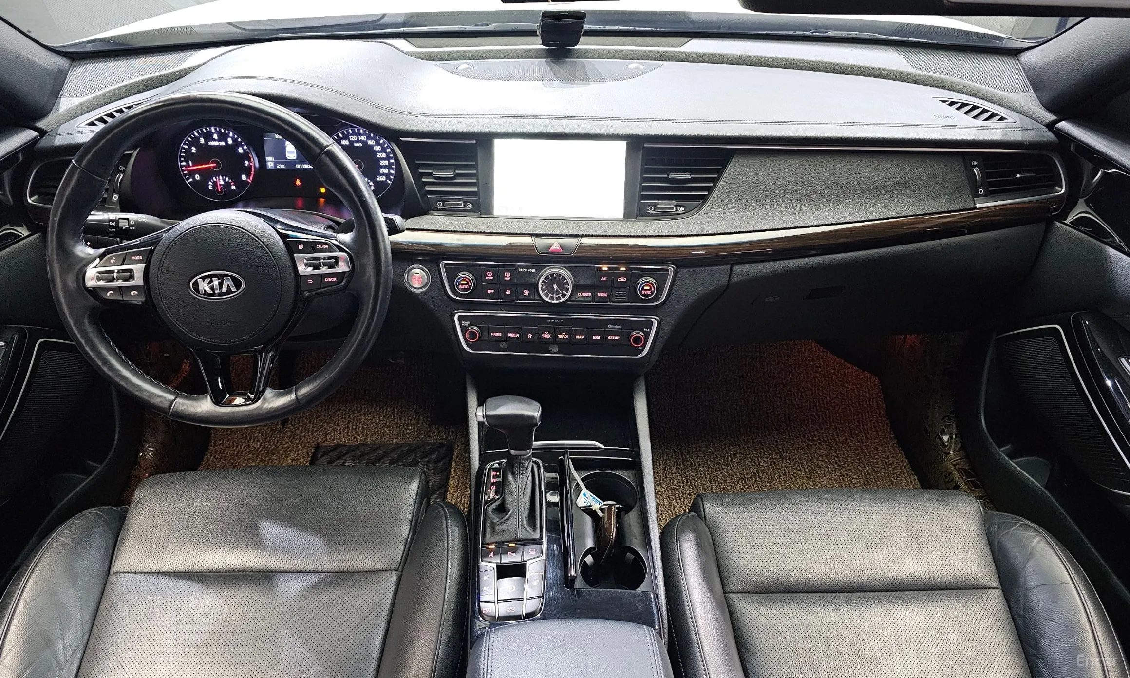 Kia K7 превью 4