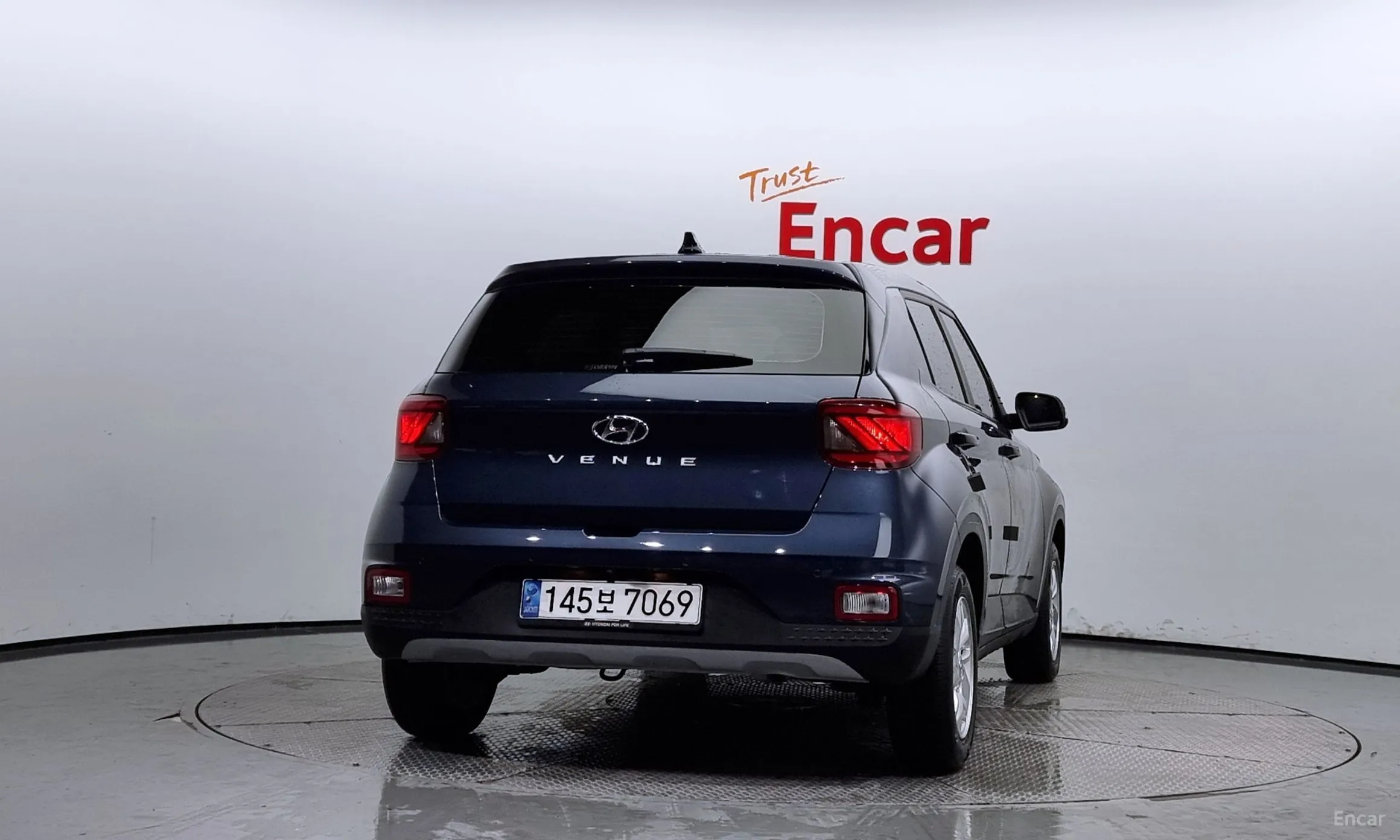 Hyundai Venue превью 3