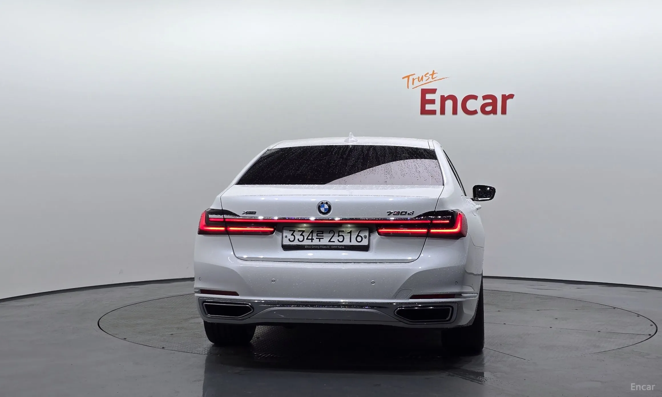 BMW 7 Series (G11) превью 3