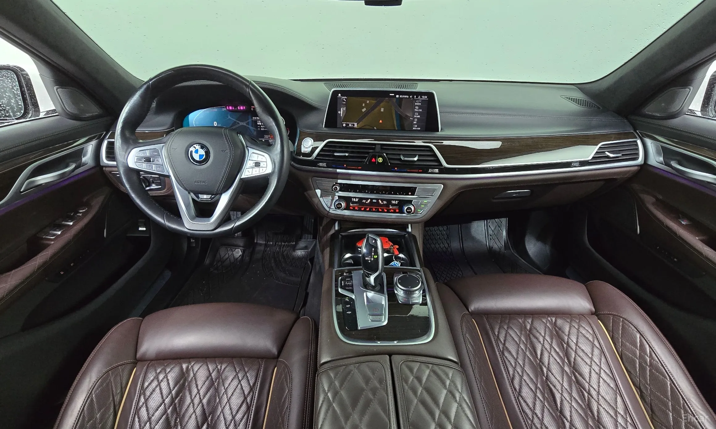 BMW 7 Series (G11) превью 4