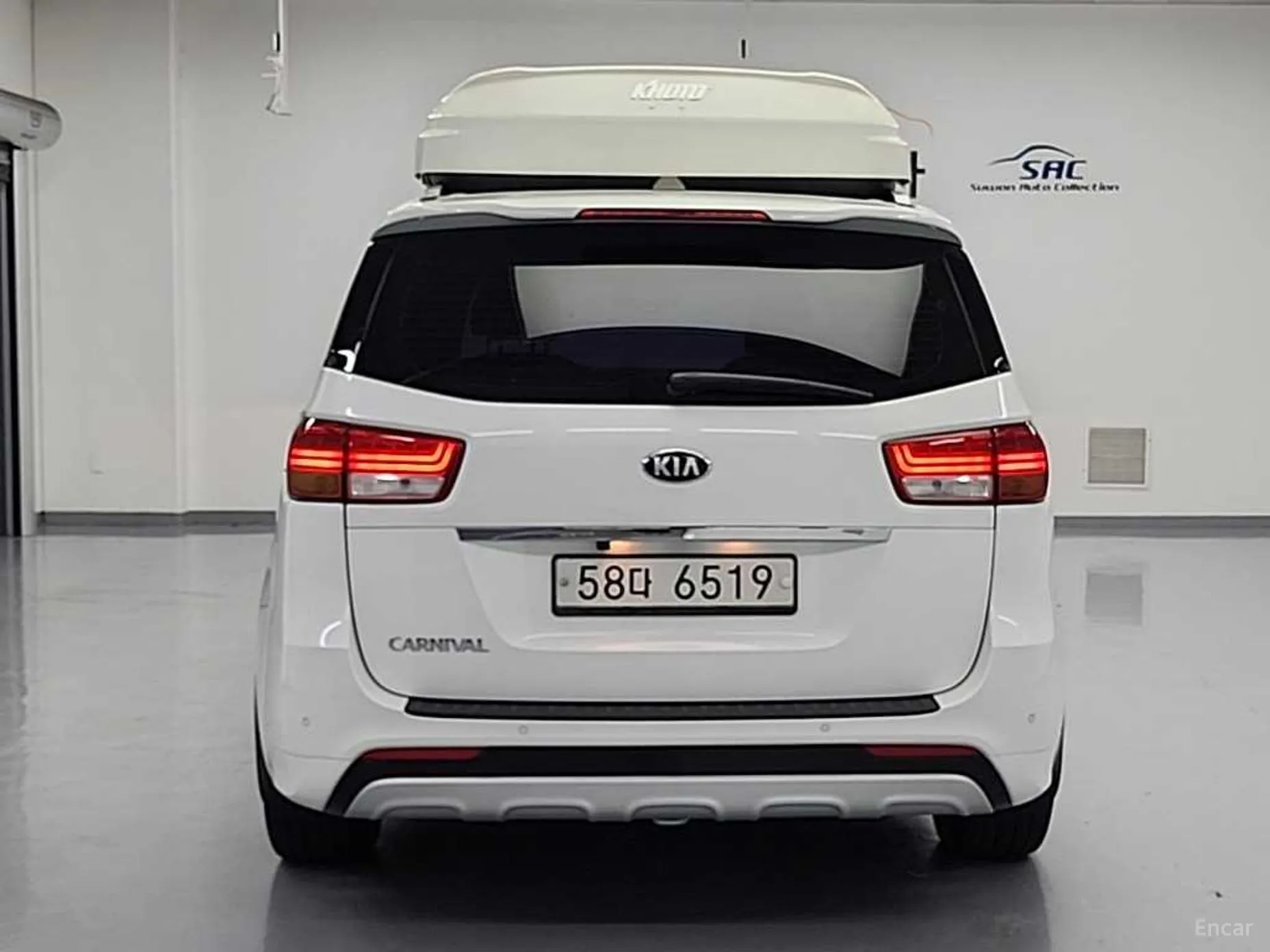 Kia Carnival превью 2
