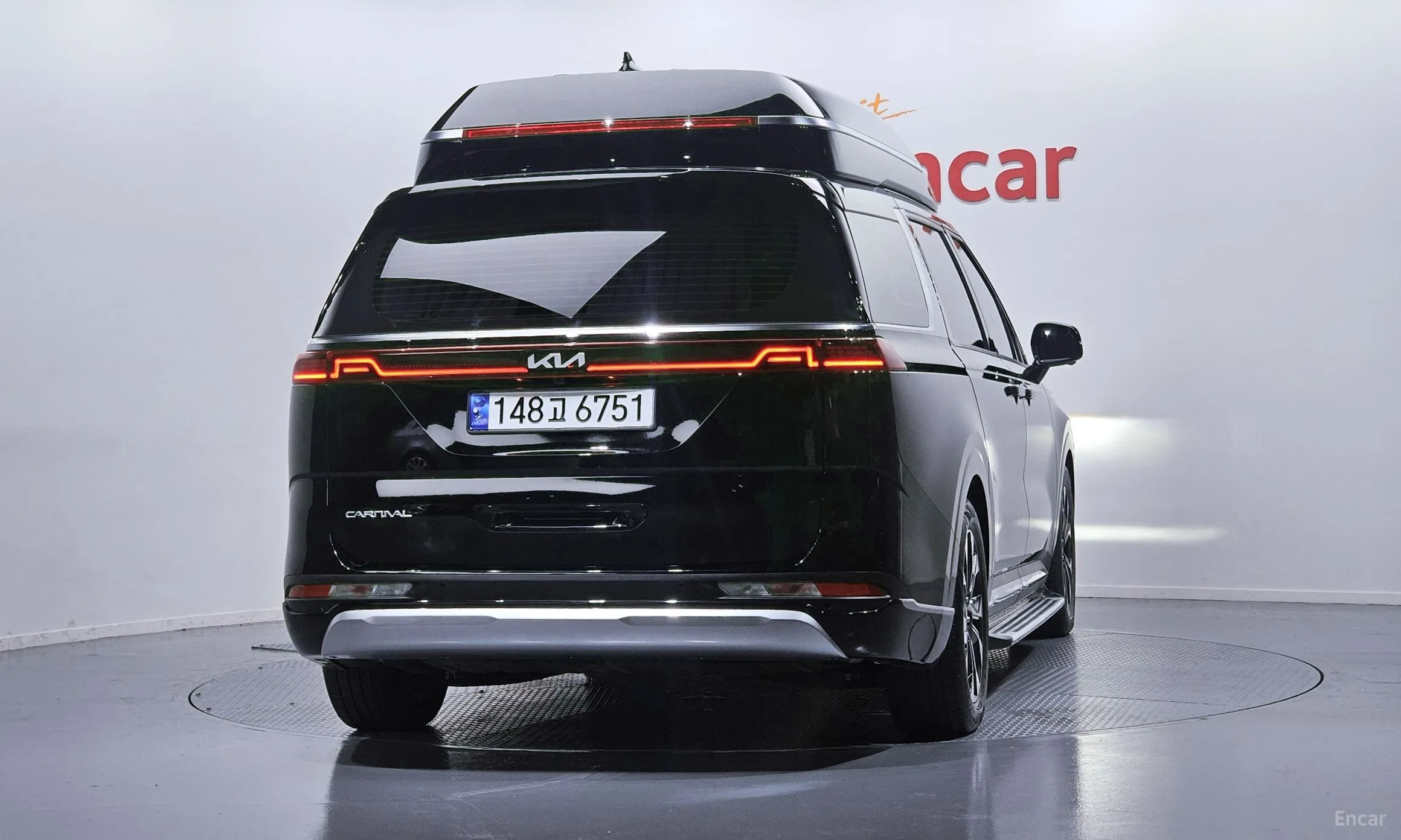 Kia Carnival Gen 4 превью 3