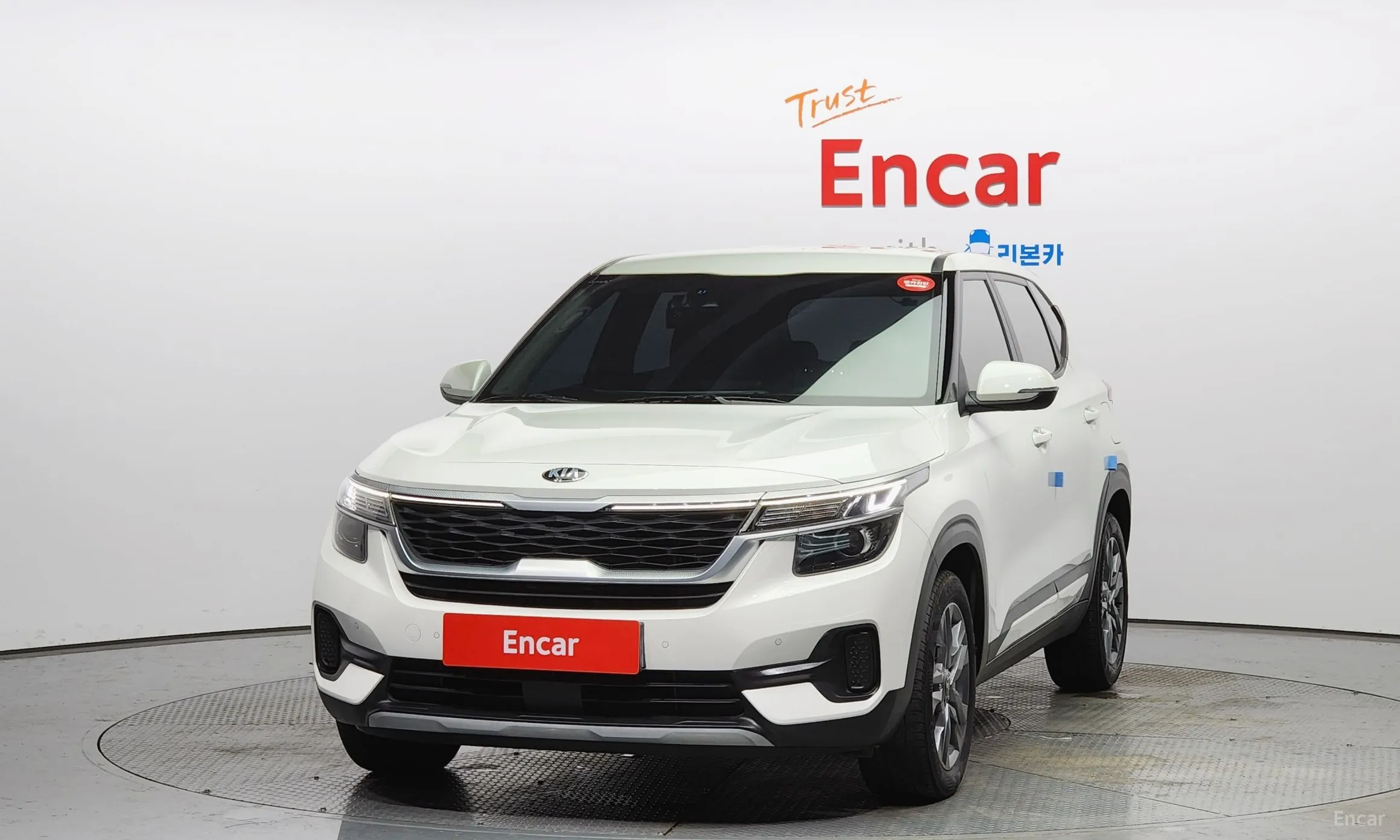 Kia Seltos превью 2