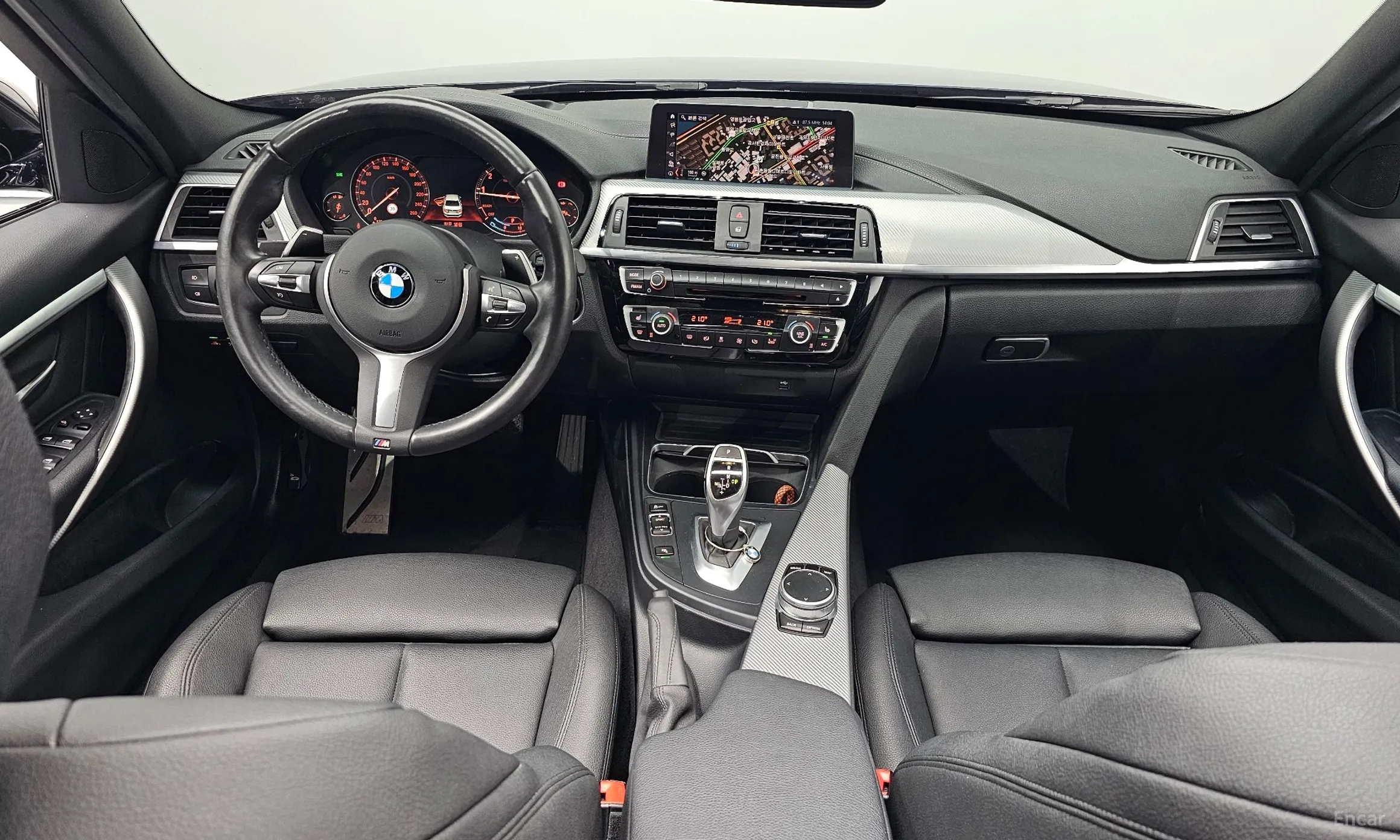 BMW 3 Series (F30) превью 4
