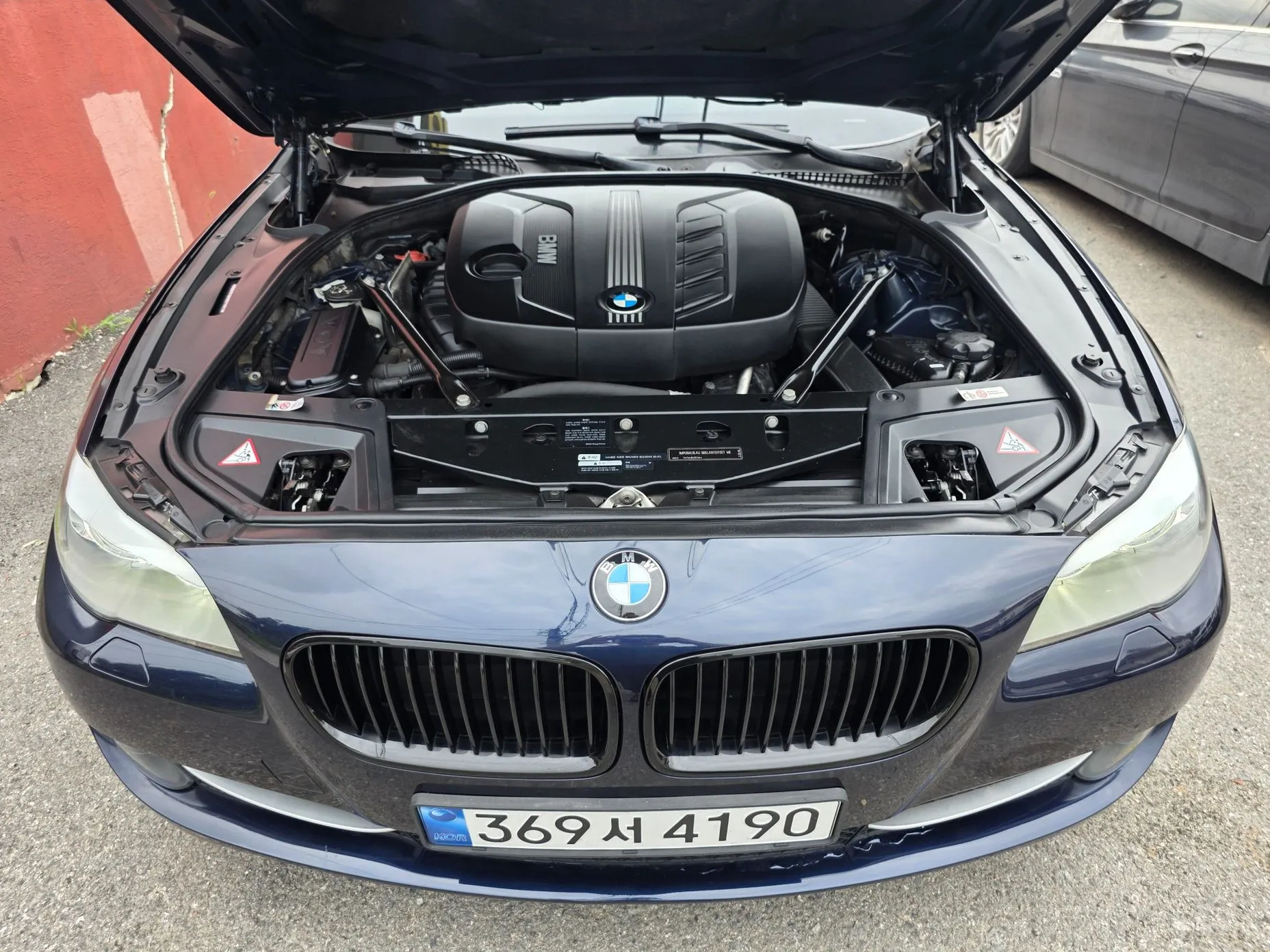 BMW 5 Series (F10) превью 4