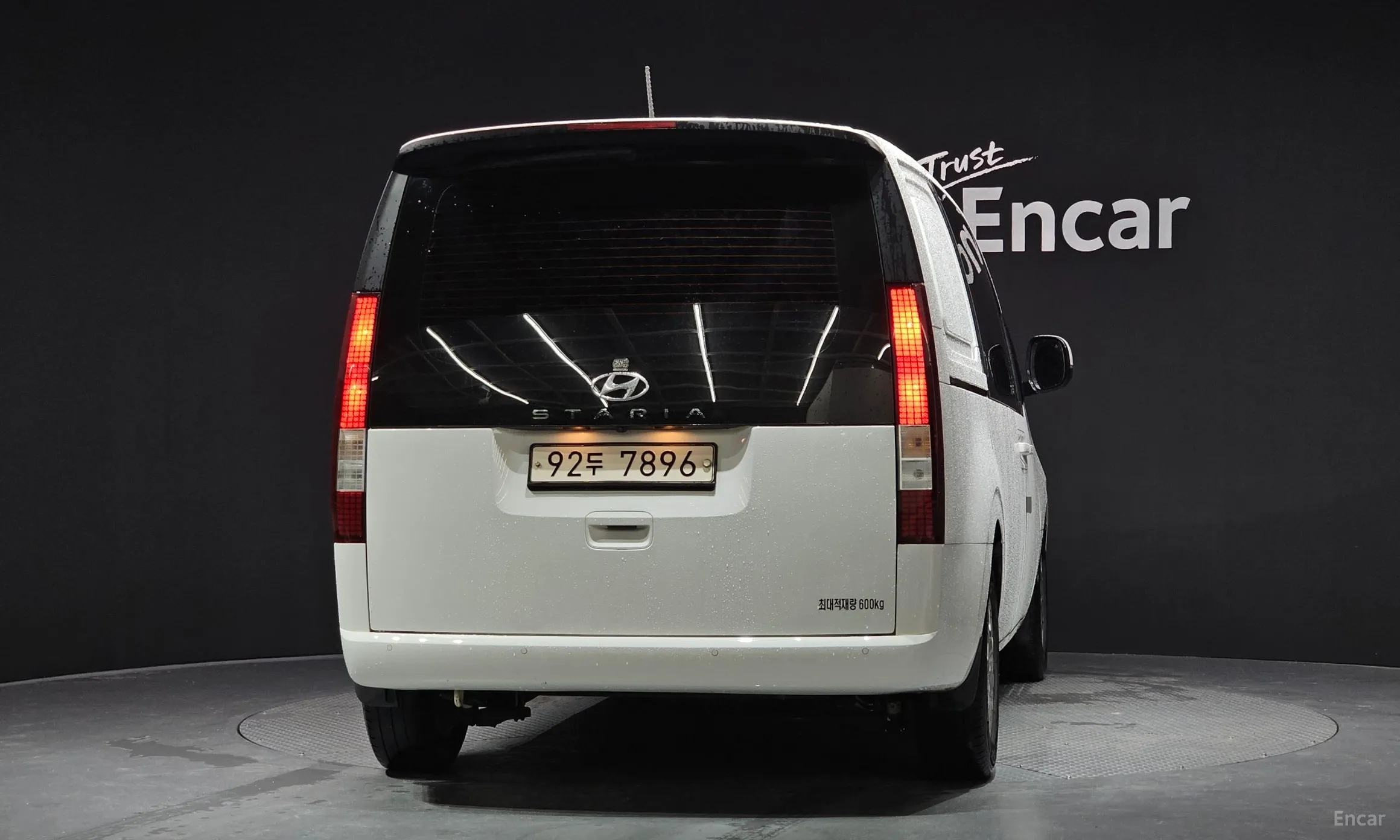 Hyundai Staria превью 3