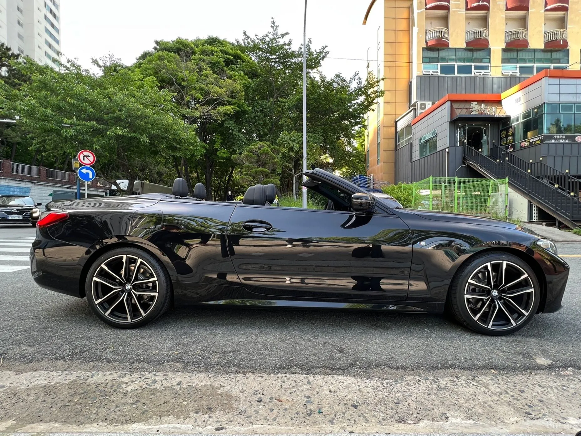 BMW Series 4 (G22) превью 4