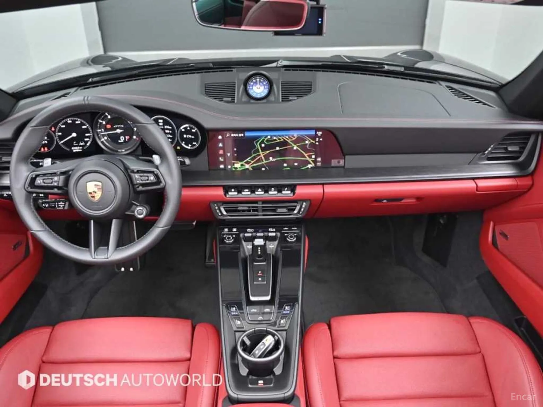 Porsche 911 (992) превью 4