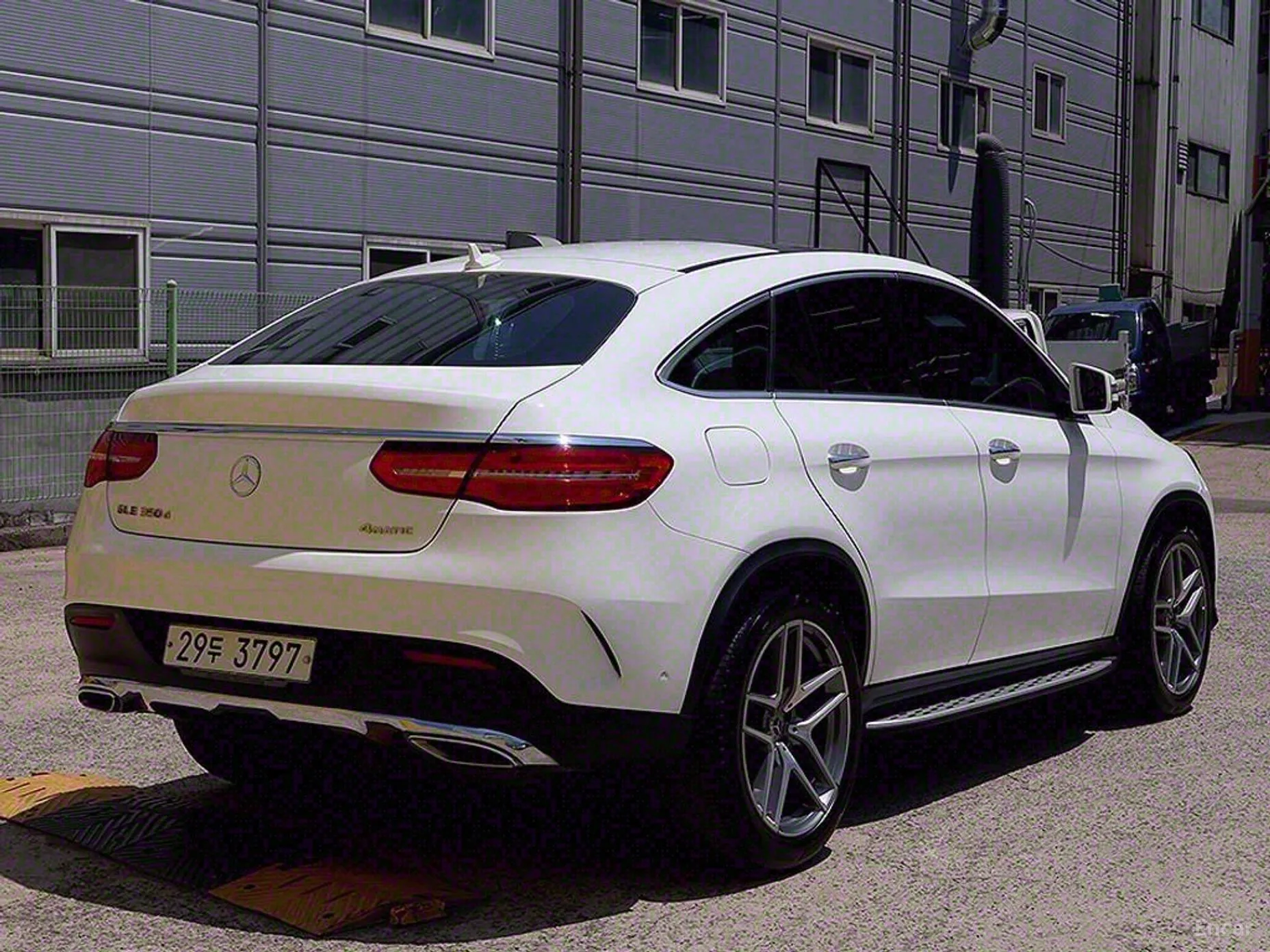 Mercedes Benz GLE-Class W166 превью 3