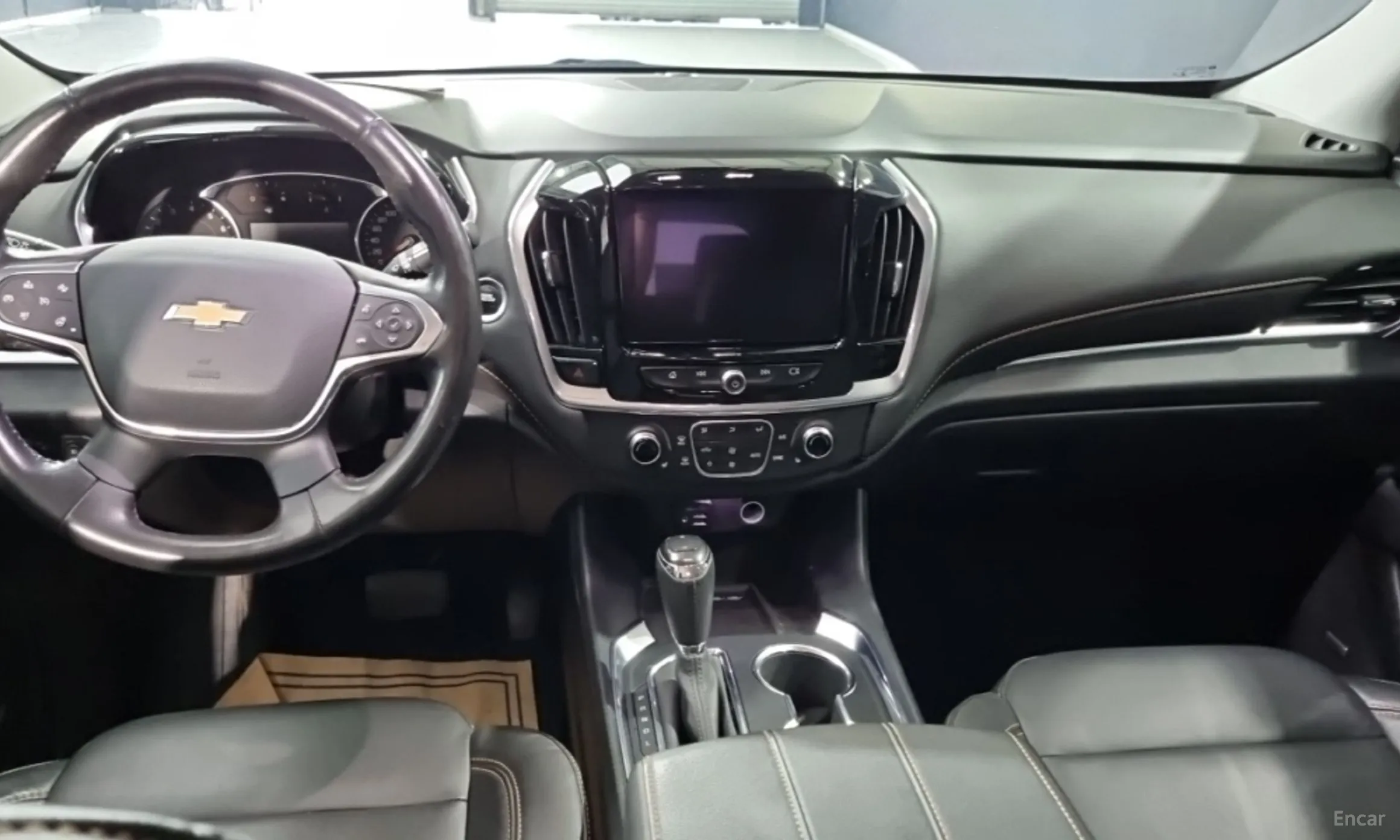 Chevrolet (GM Daewoo) Traverse превью 4