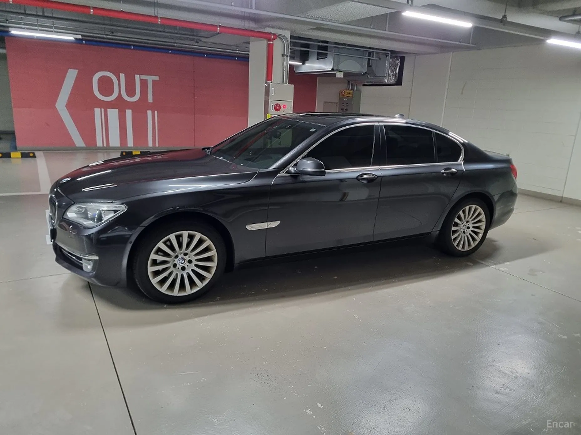 7 Series (F01)
