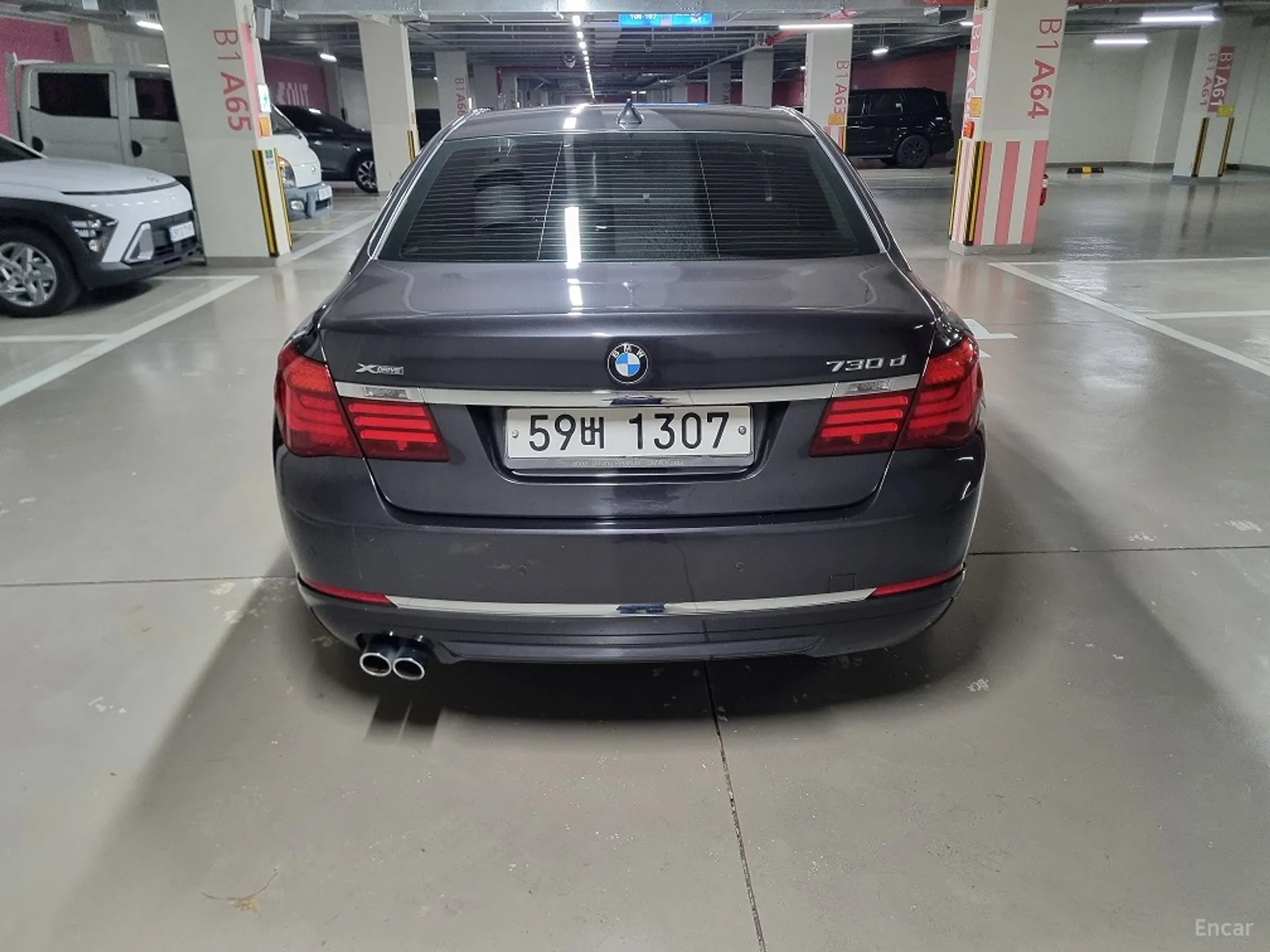 BMW 7 Series (F01) превью 3