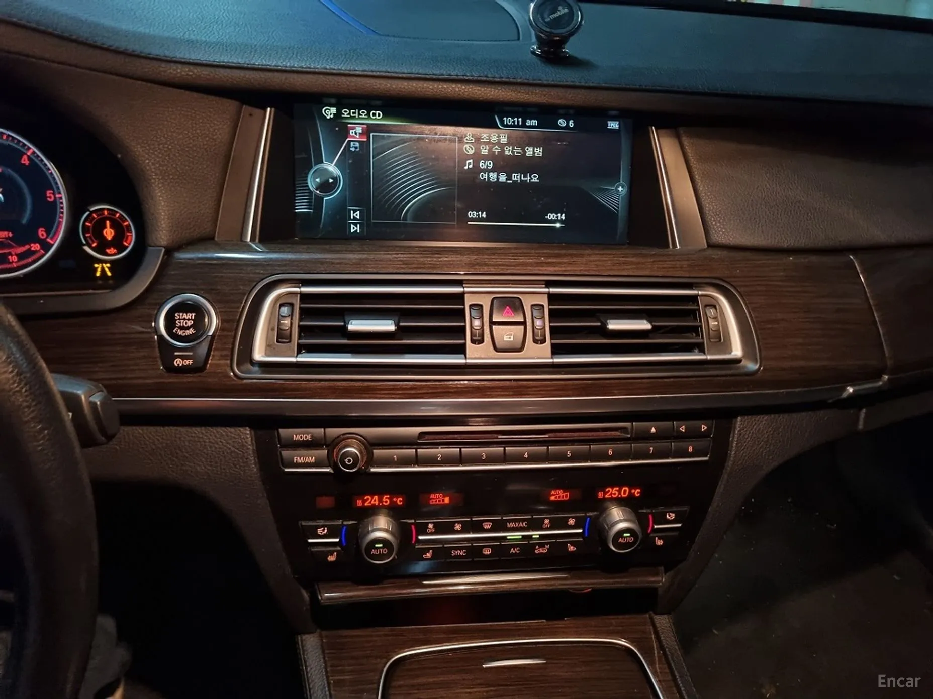 BMW 7 Series (F01) превью 4