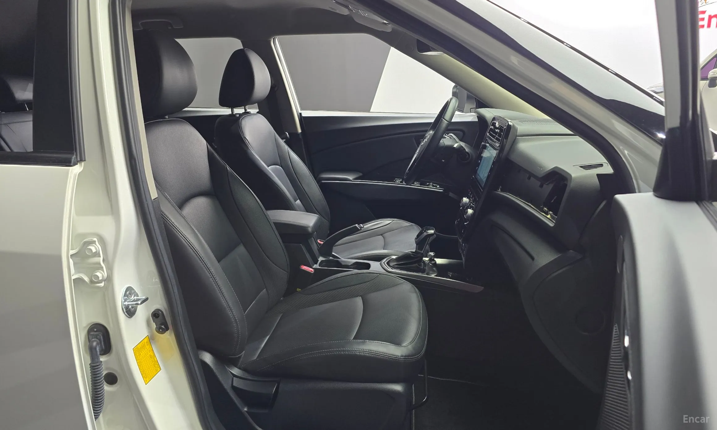 KG Mobility (SsangYong) Berry New Tivoli превью 10