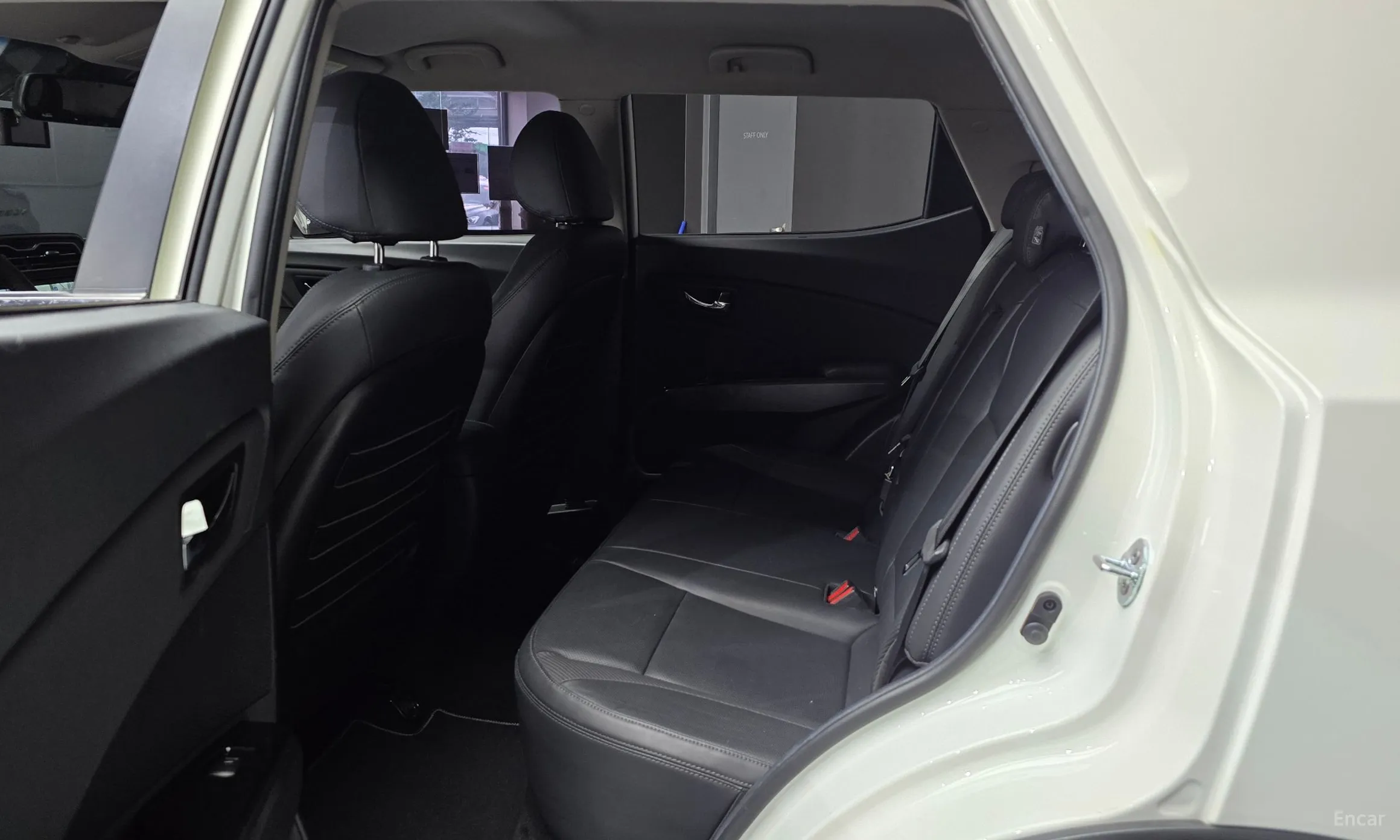 KG Mobility (SsangYong) Berry New Tivoli превью 13