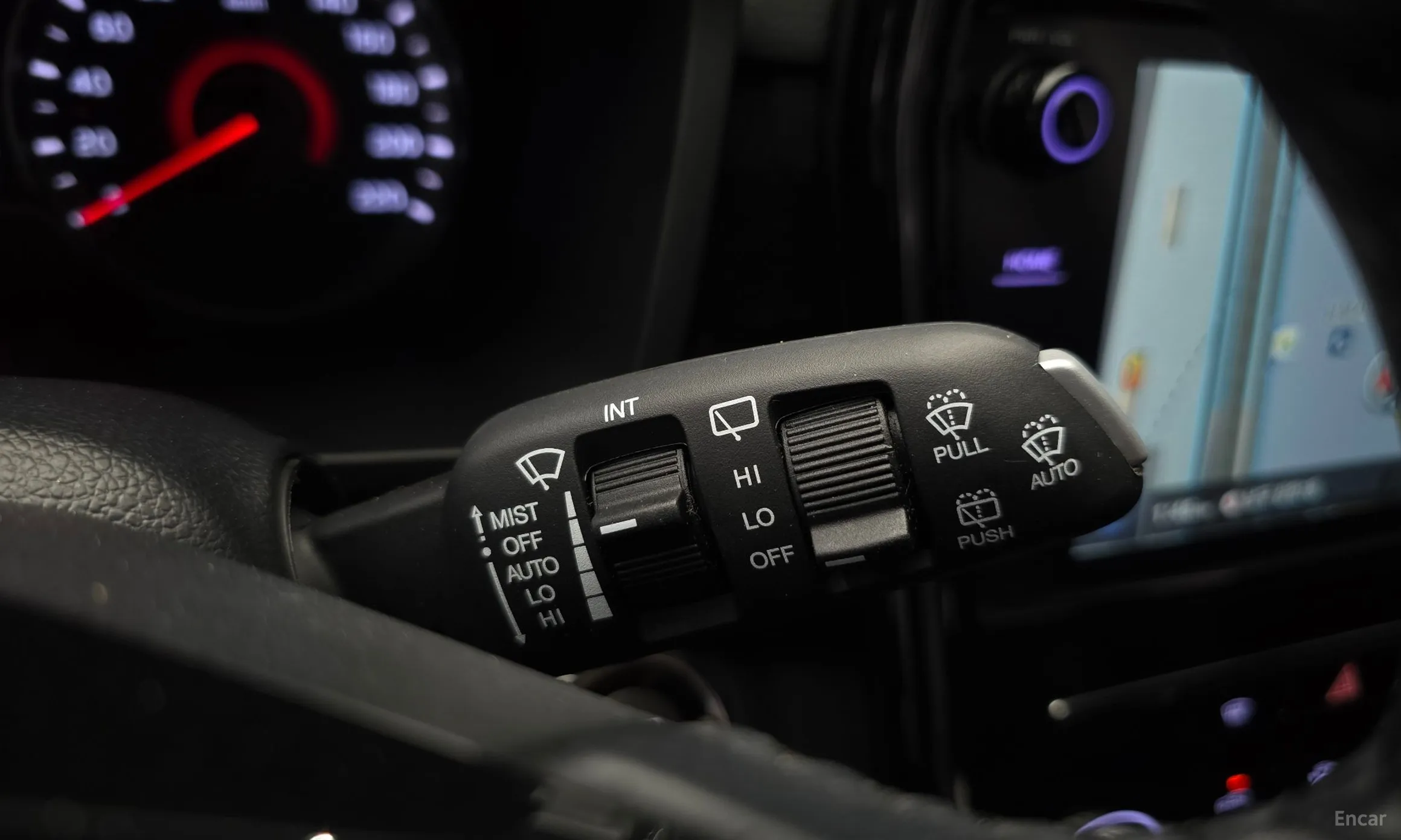 KG Mobility (SsangYong) Berry New Tivoli превью 18