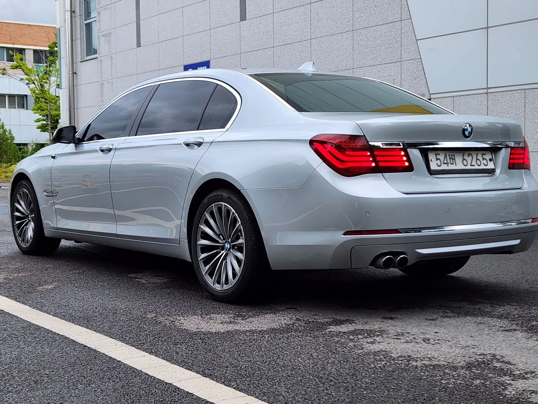 BMW 7 Series (F01) превью 3