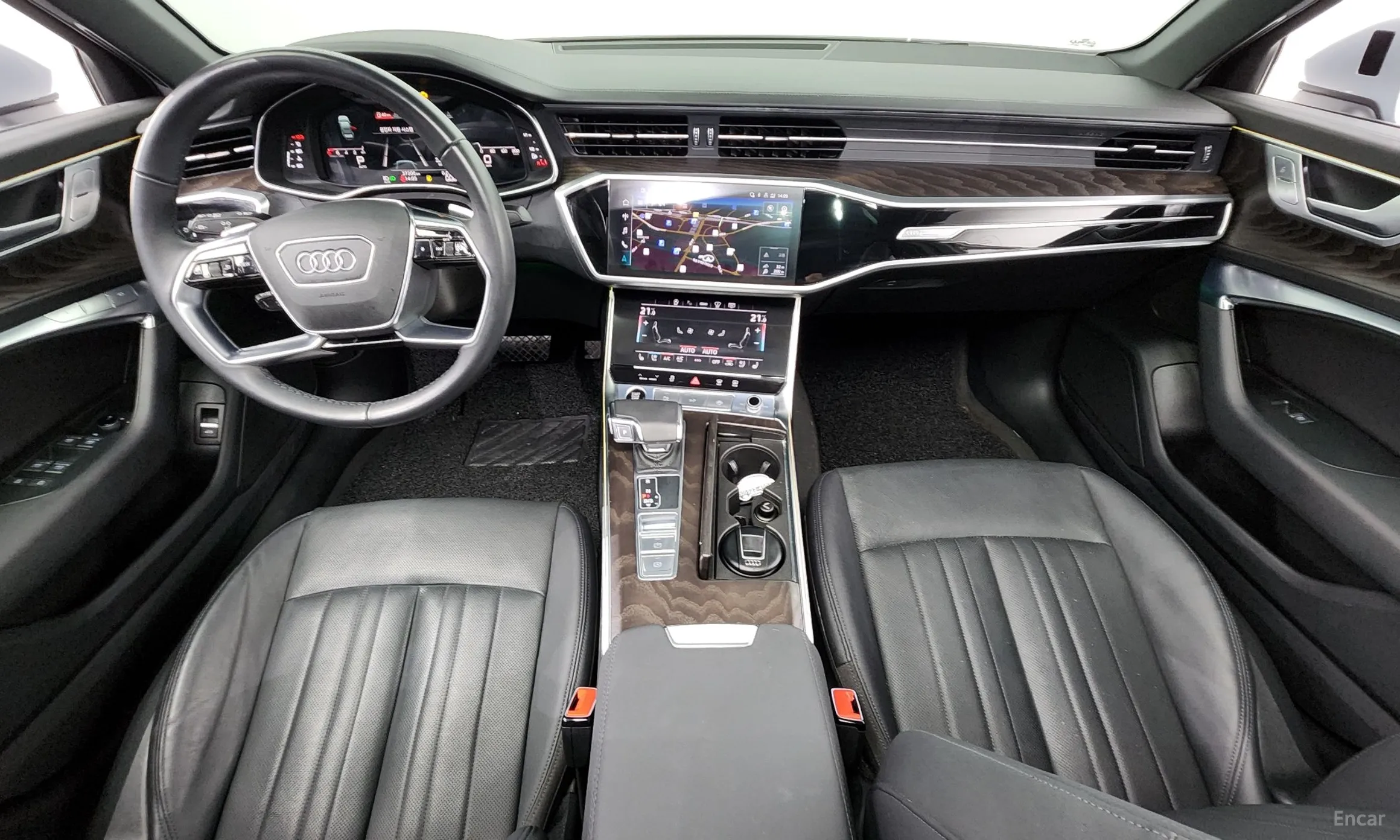 Audi A6 (C8) превью 4