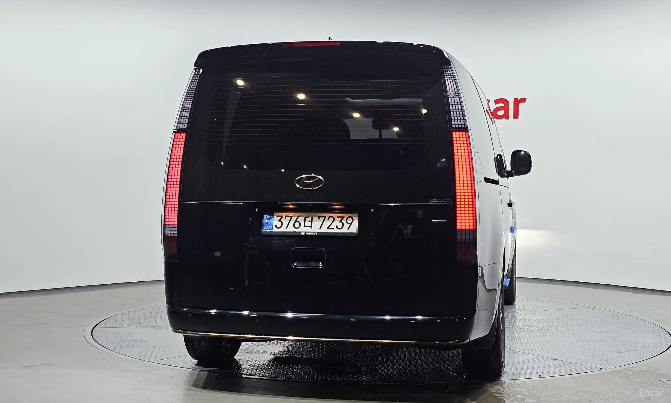 Hyundai Staria превью 3