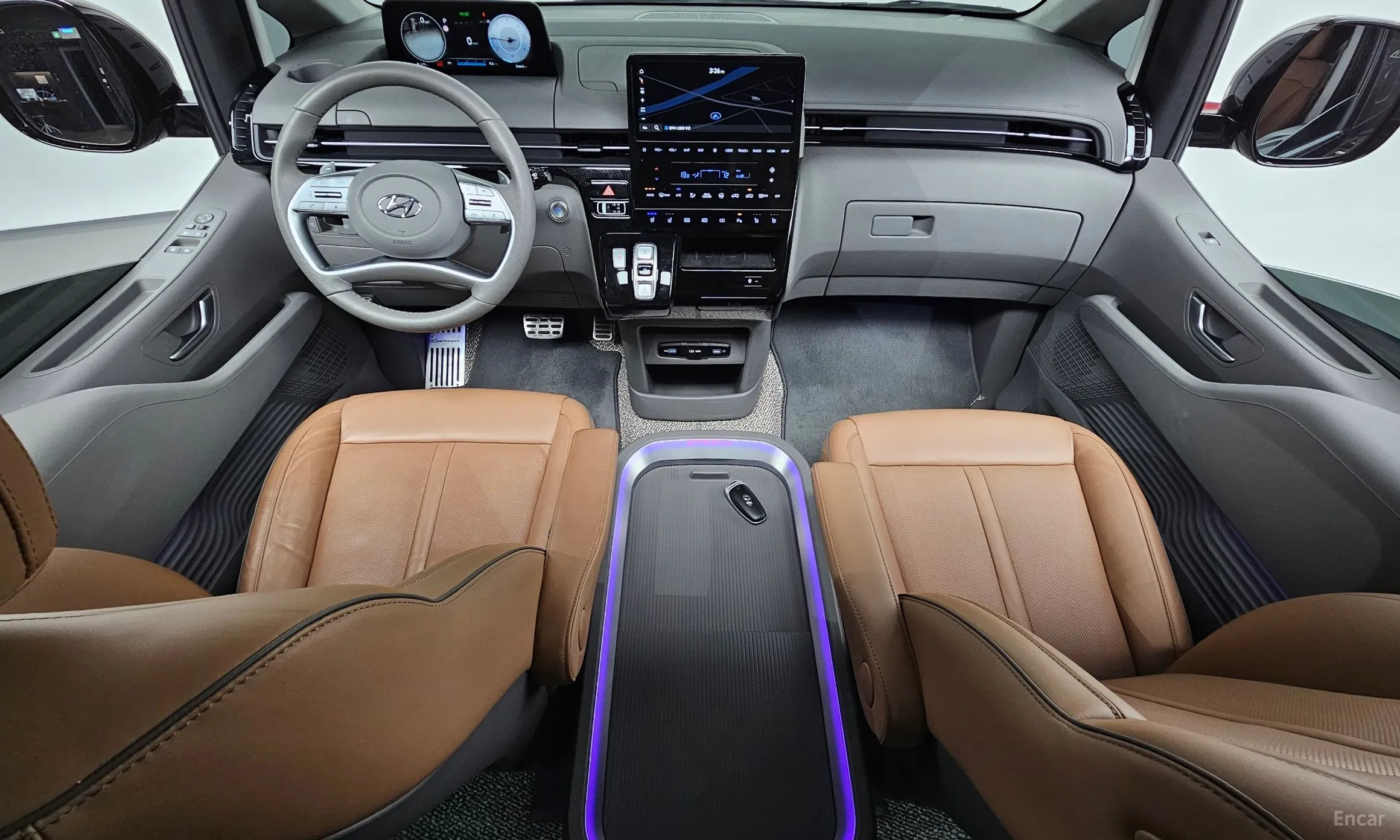 Hyundai Staria превью 4