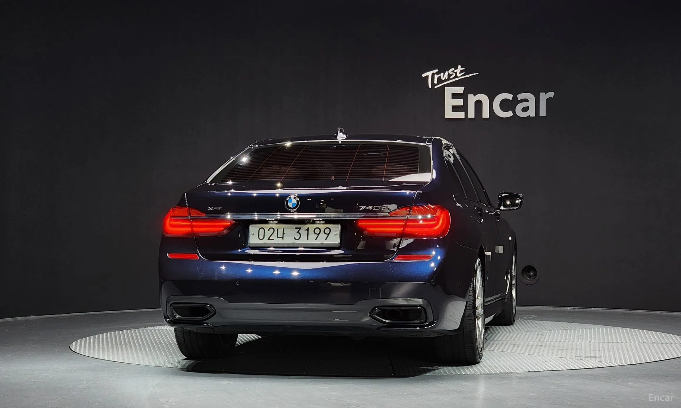 BMW 7 Series (G11) превью 3