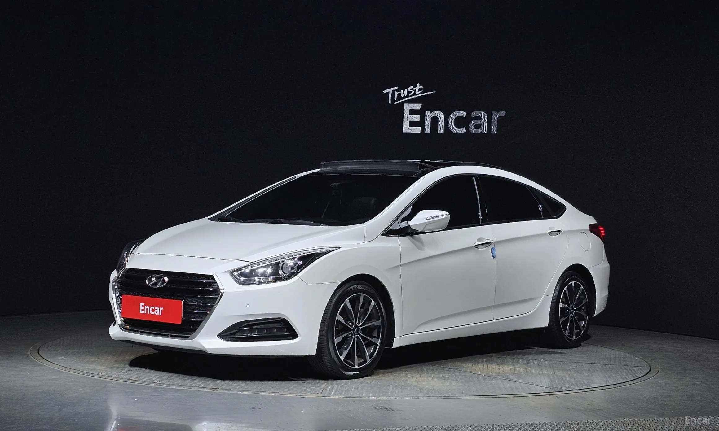 i40 Saloon