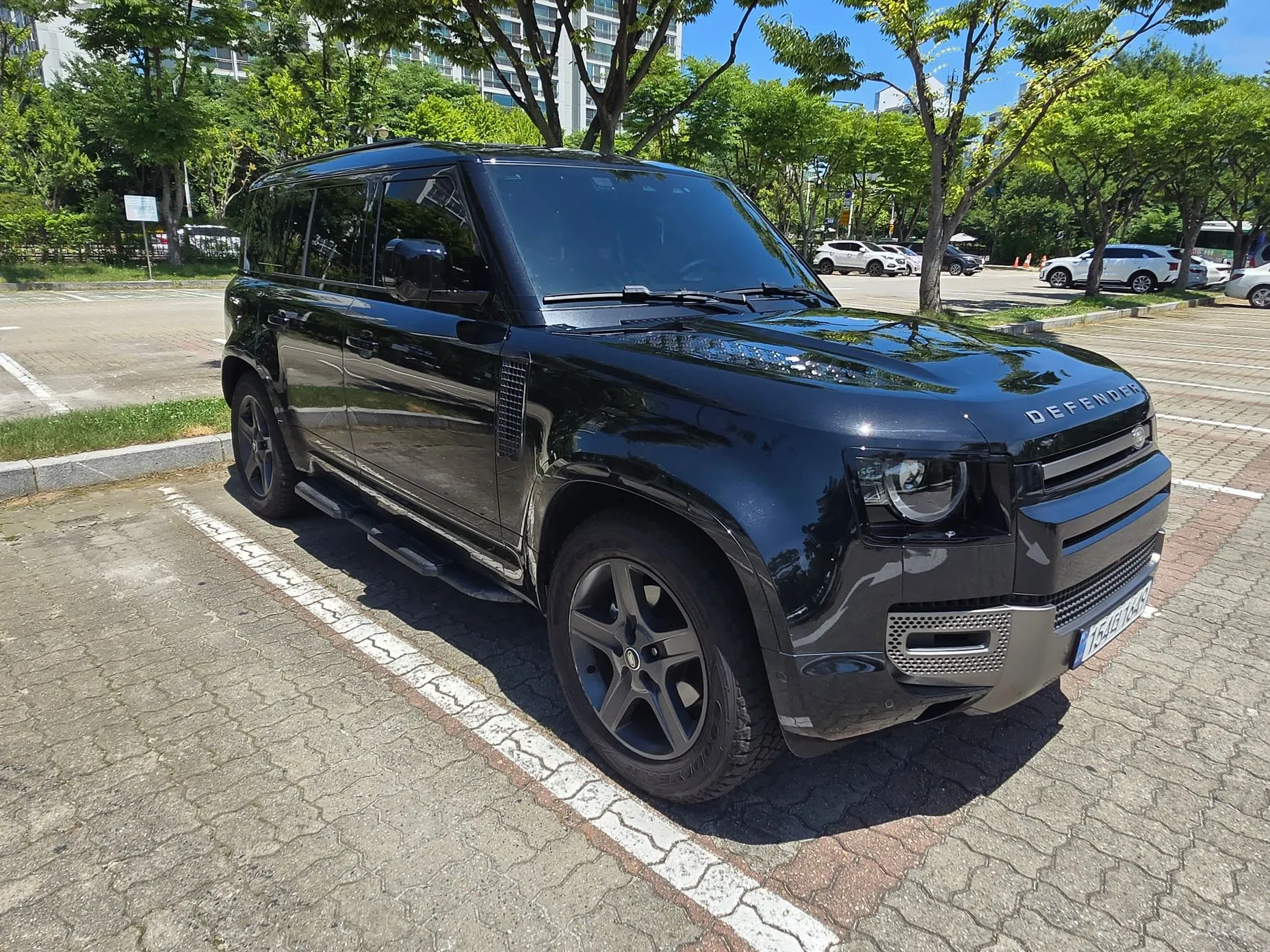 Land Rover Defender (L663)