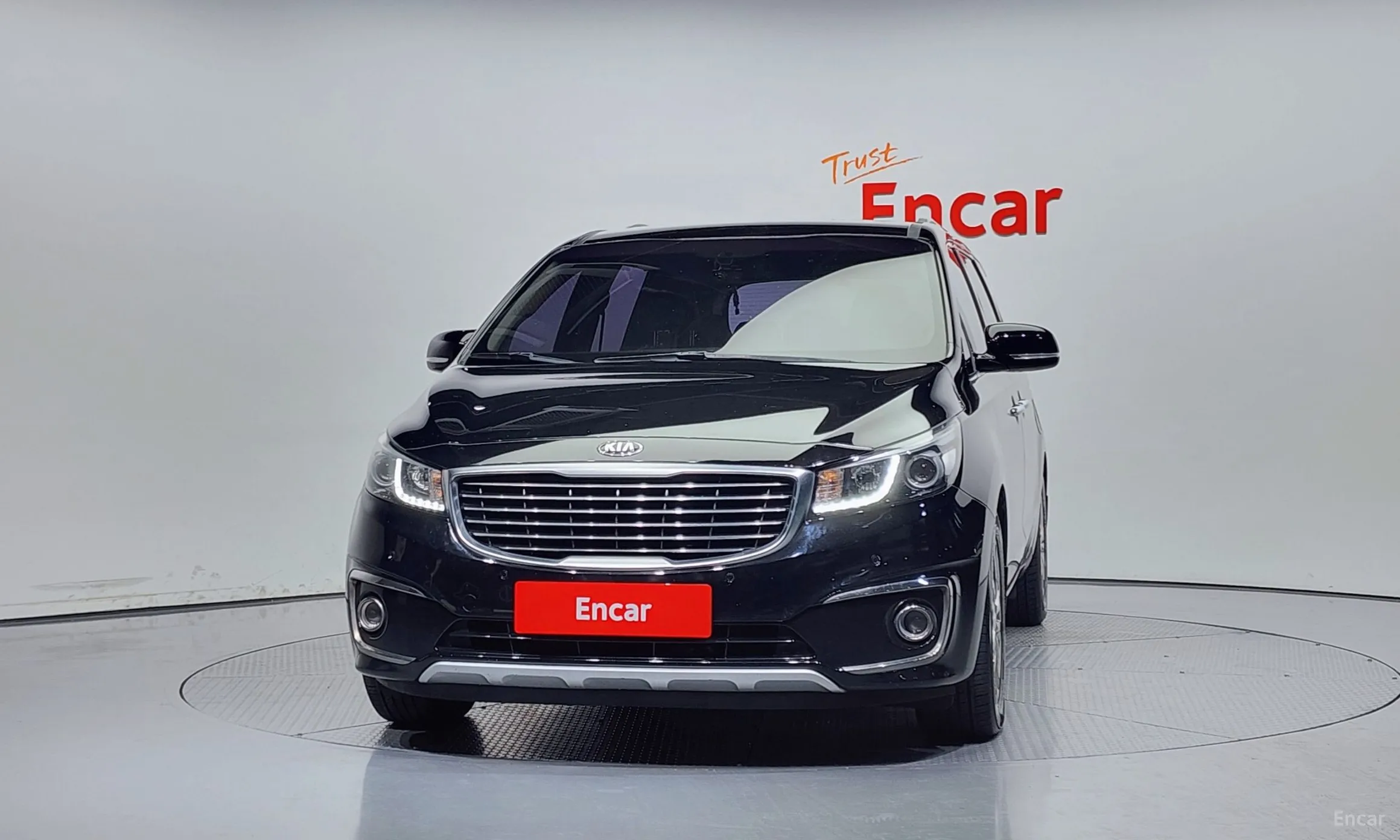 Kia Carnival превью 2