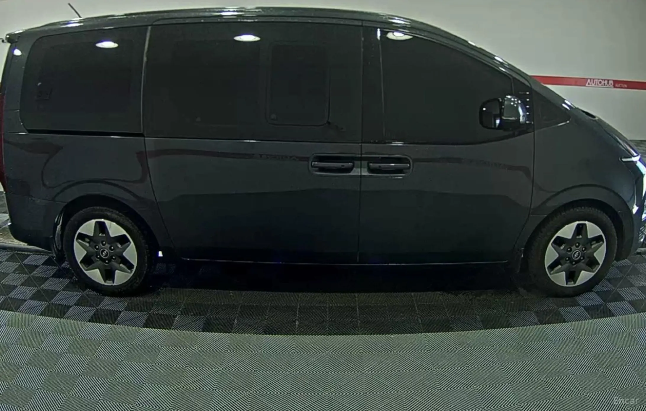 Hyundai Staria превью 2