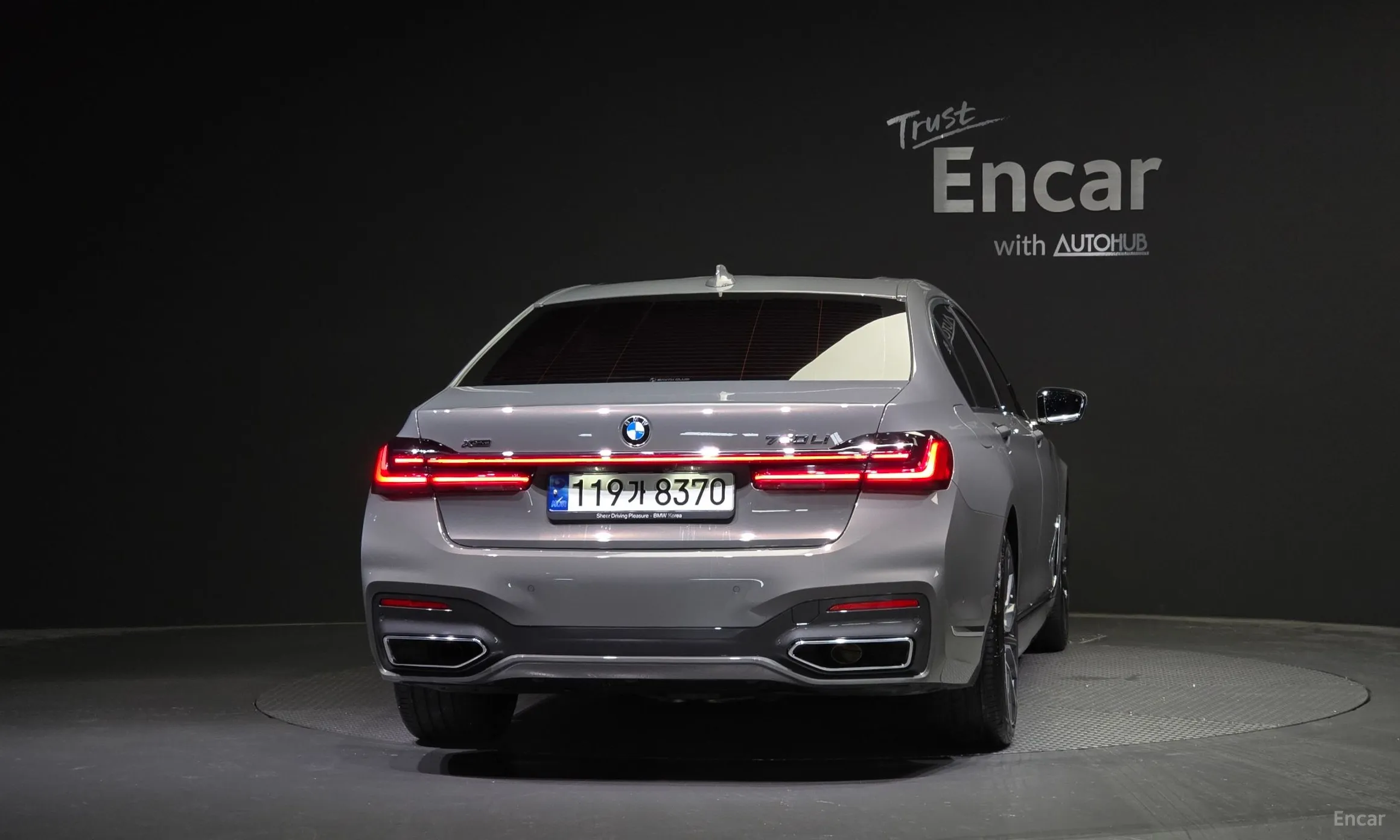 BMW 7 Series (G11) превью 3