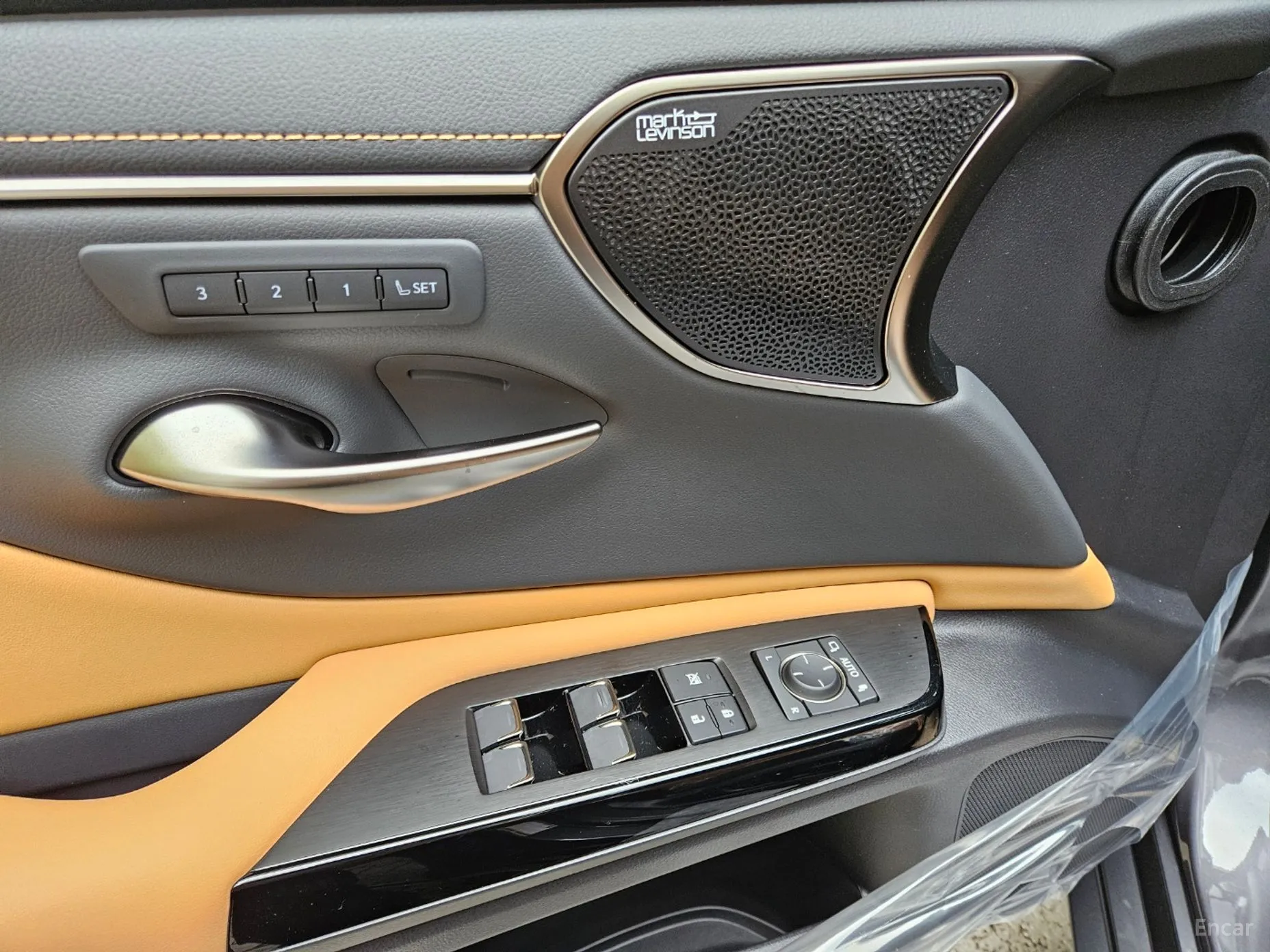 Lexus ES300h 7th Generation превью 15