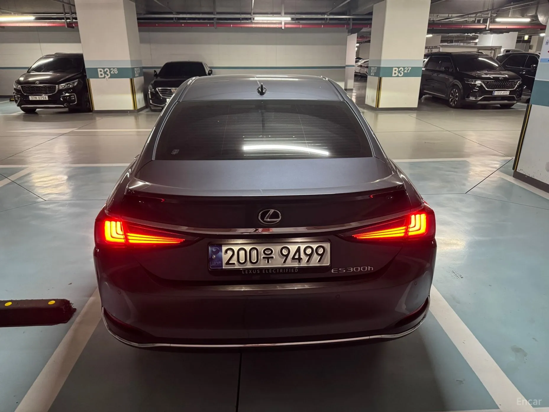 Lexus ES300h 7th Generation превью 4