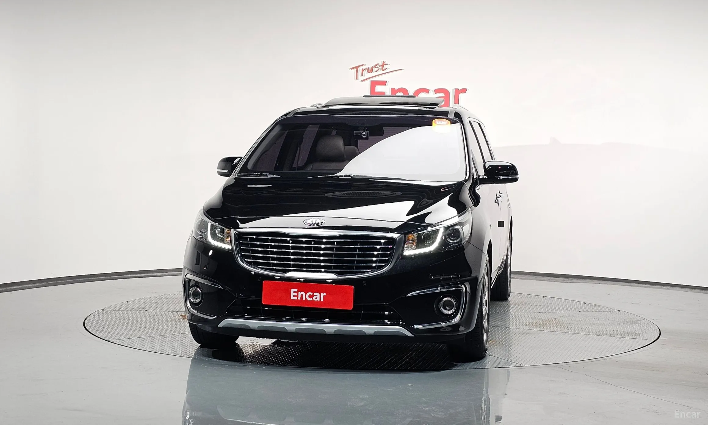 Kia Carnival превью 2