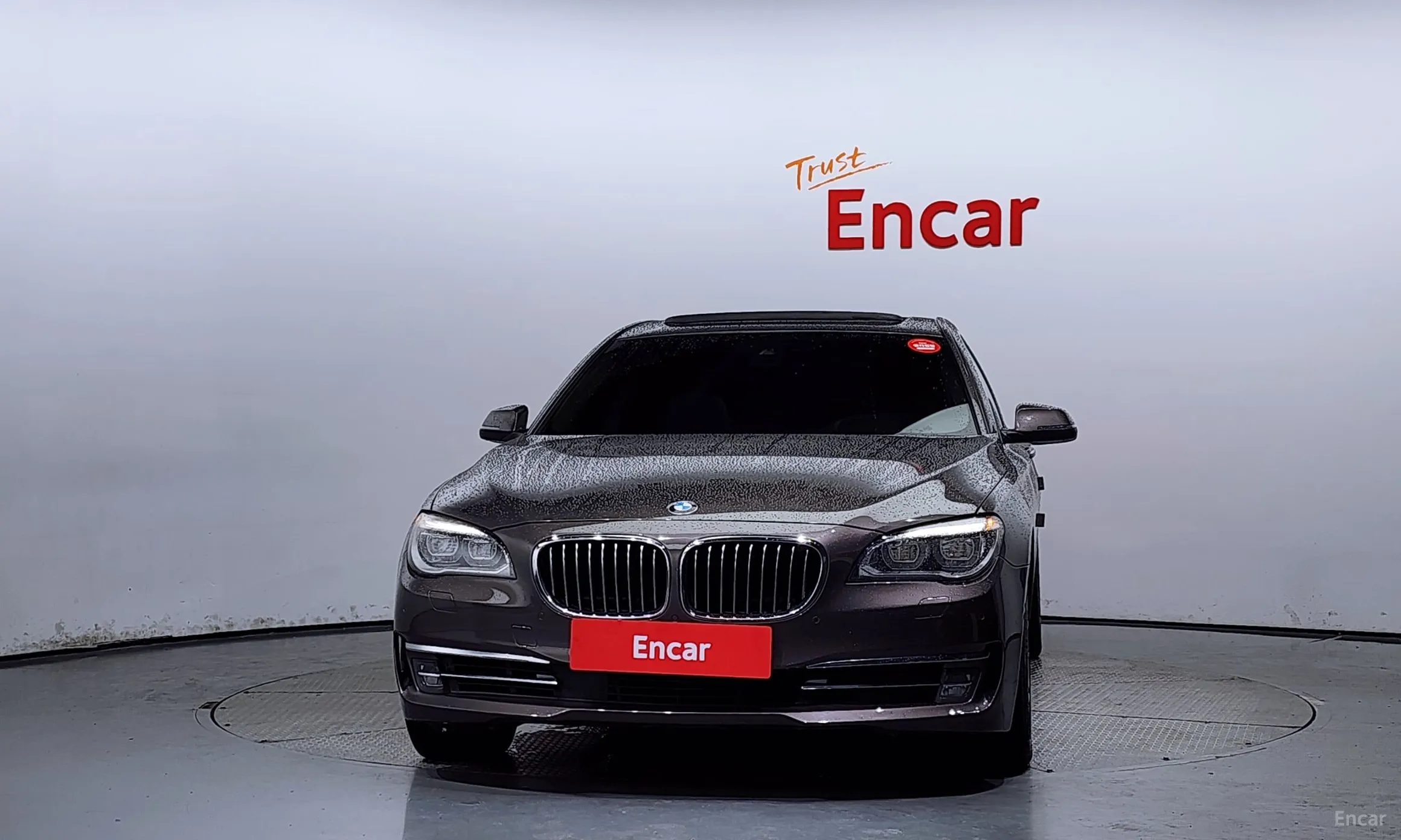 BMW 7 Series (F01) превью 2