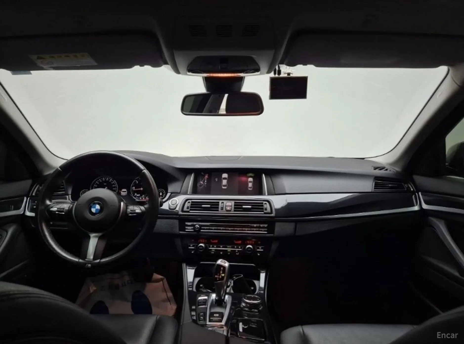 BMW 5 Series (F10) превью 4