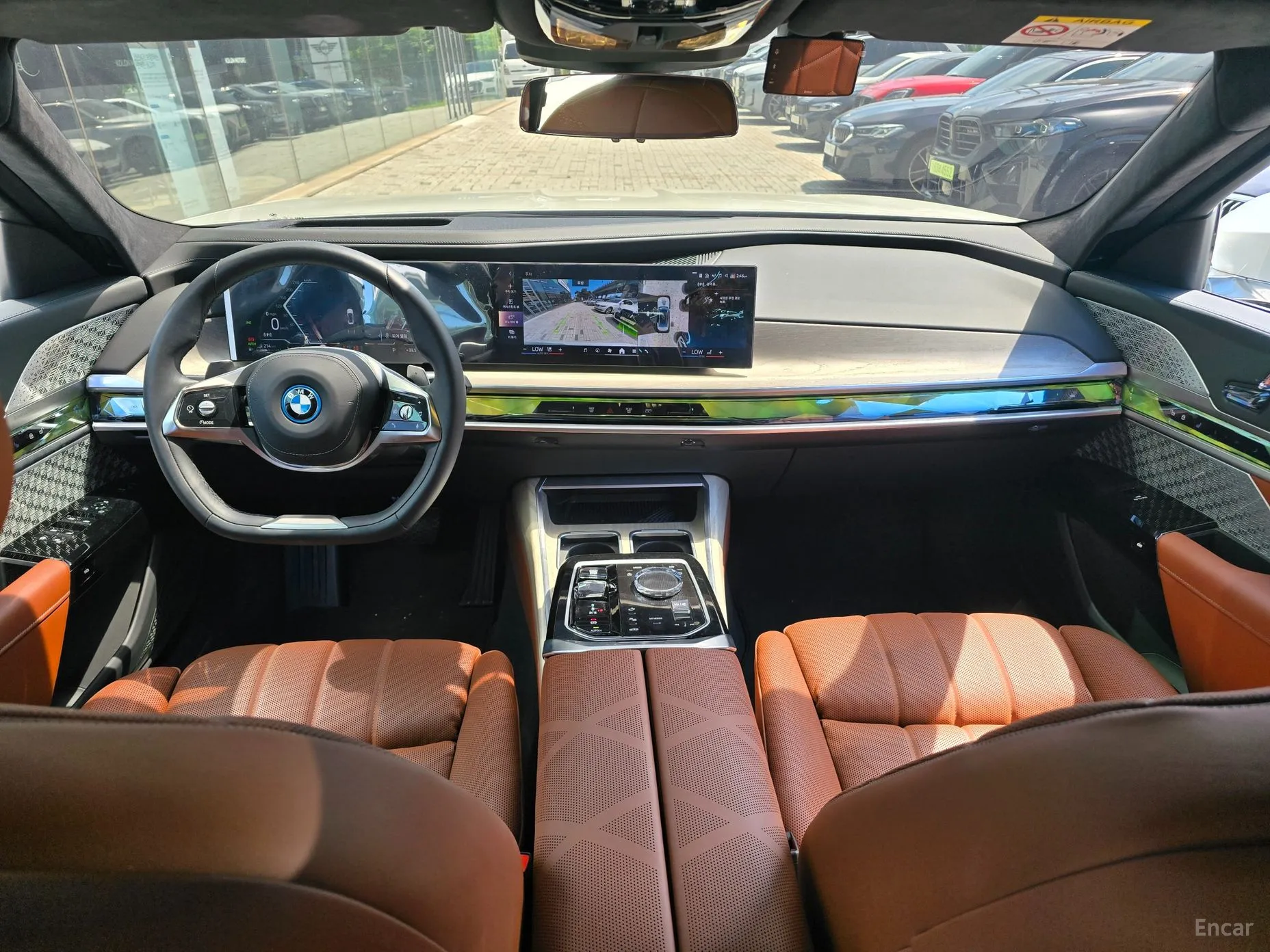 BMW 7 Series (G70) превью 4