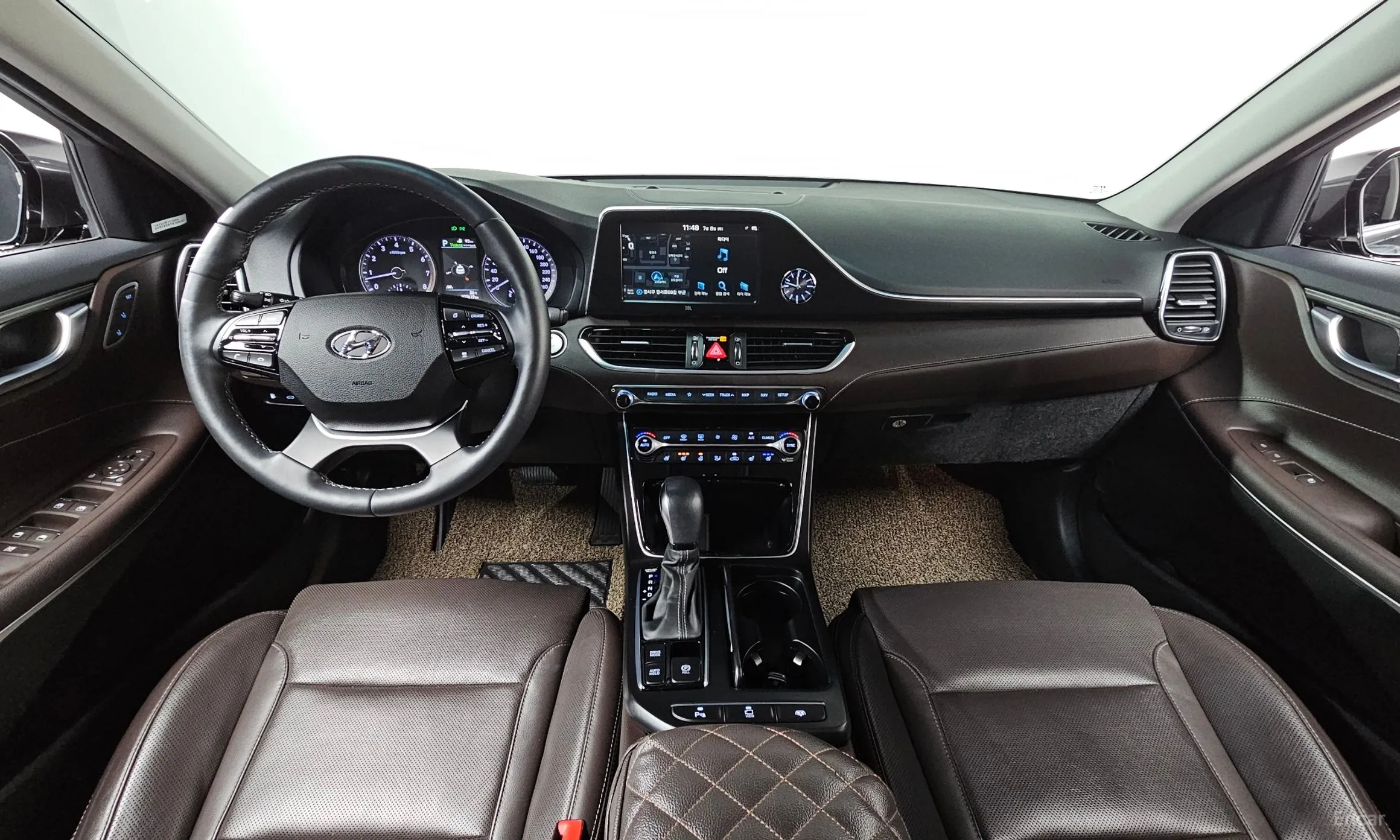 Hyundai Grandeur IG превью 4