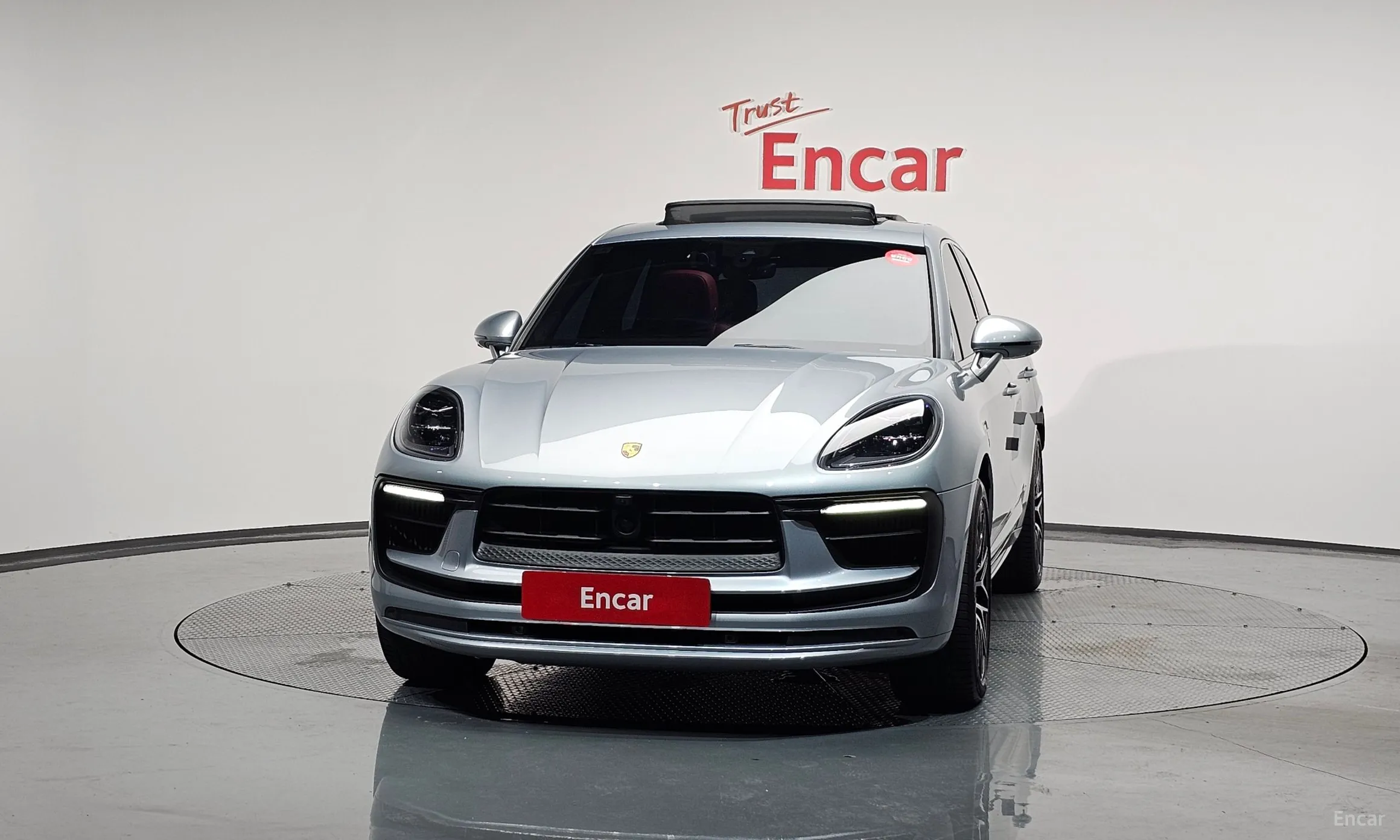 Porsche Macan превью 2